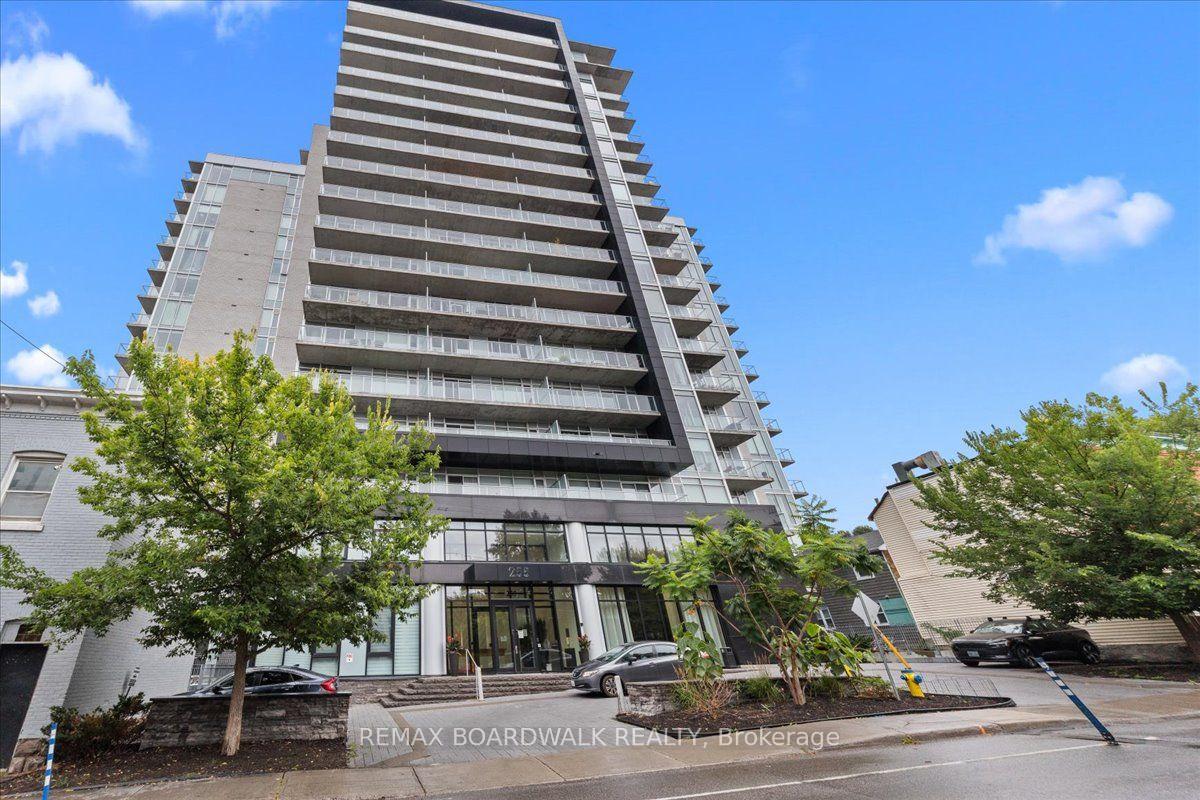Photo 2 of Unit 112, 255 Bay Street E, Ottawa, Ottawa Centre — HOMEH