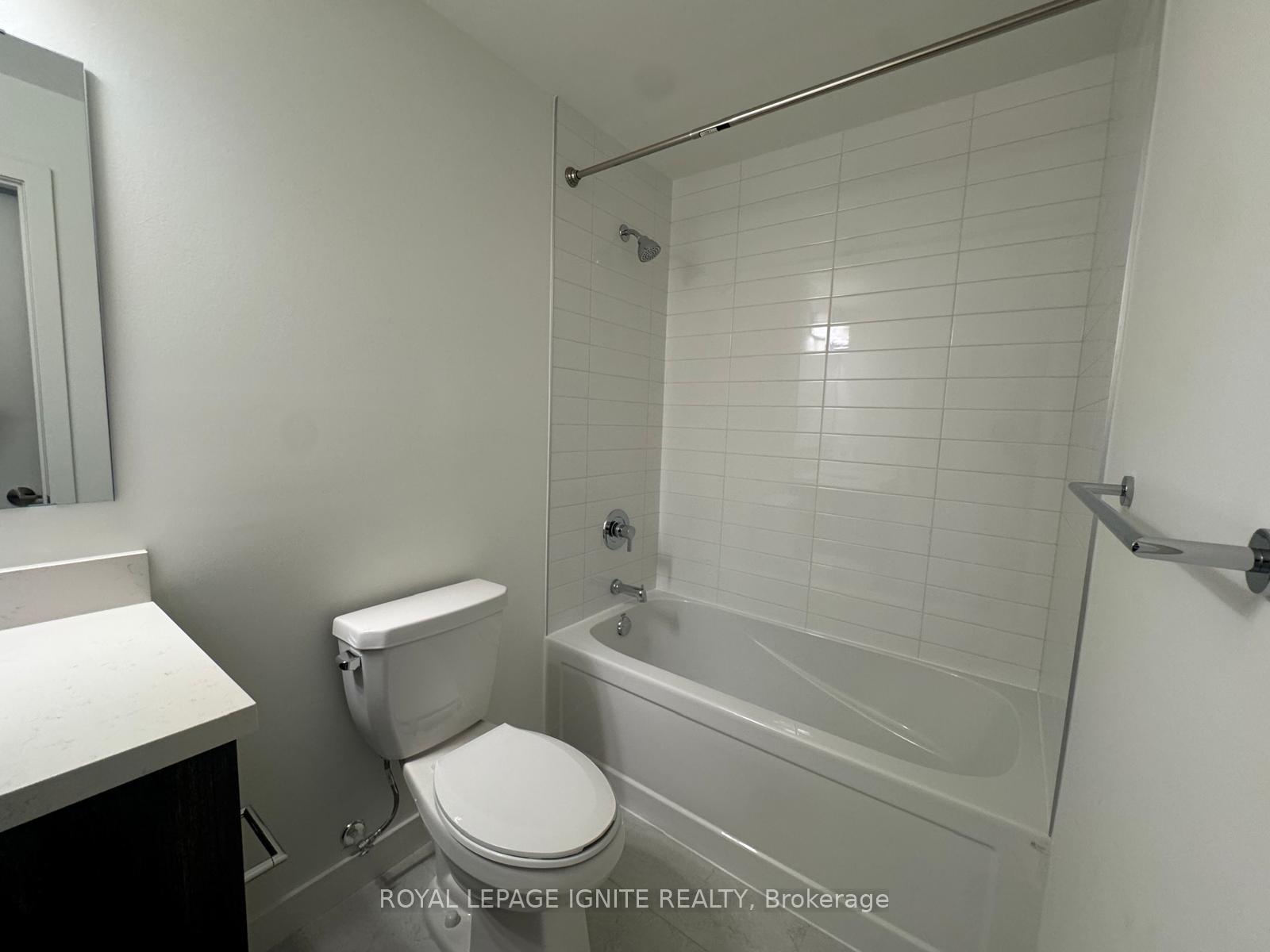 Photo 8 of Unit 810, 51 Clarington Boulevard, Clarington, Bowmanville — HOMEH