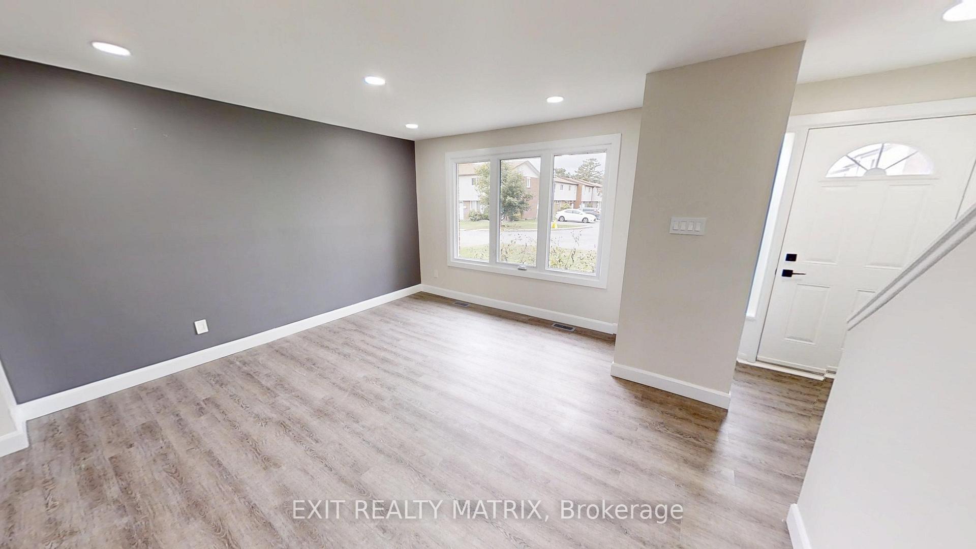Photo 3 of 3217 Bannon Way, Ottawa, Blossom Park/Kemp Park/Findlay Creek — HOMEH