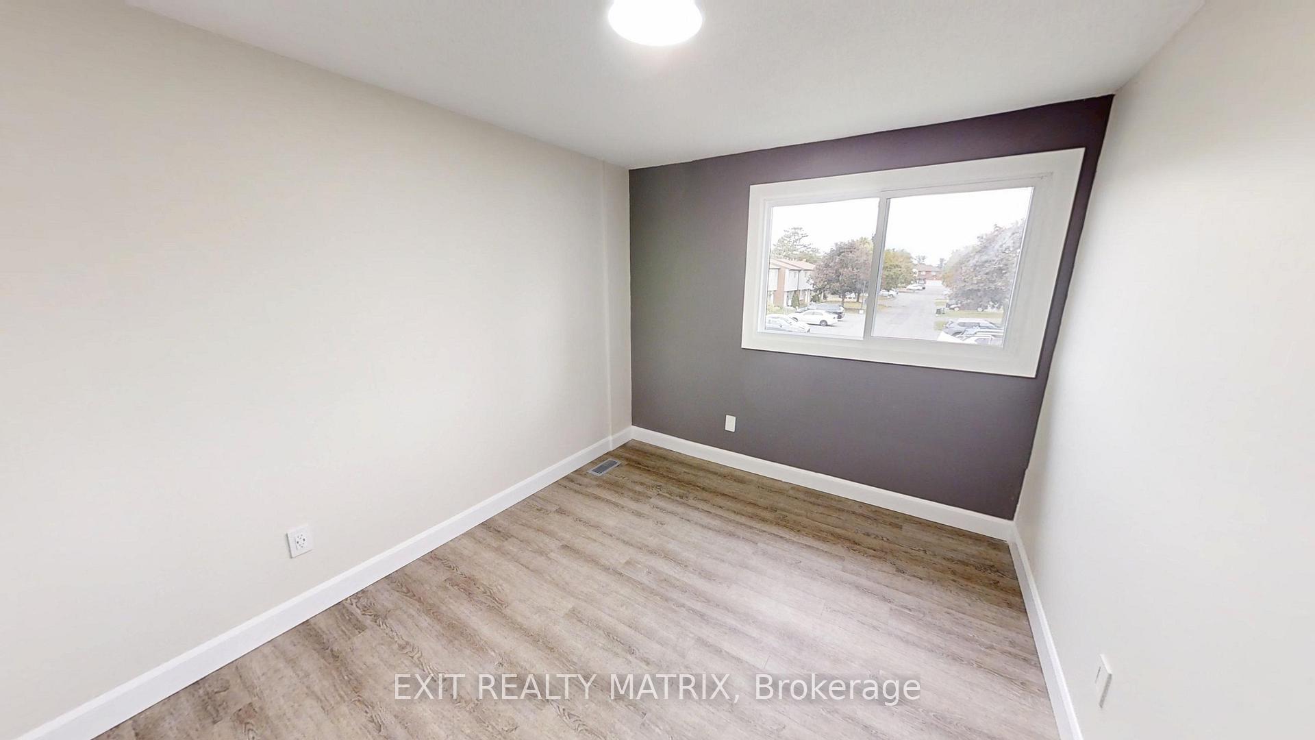 Photo 12 of 3217 Bannon Way, Ottawa, Blossom Park/Kemp Park/Findlay Creek — HOMEH