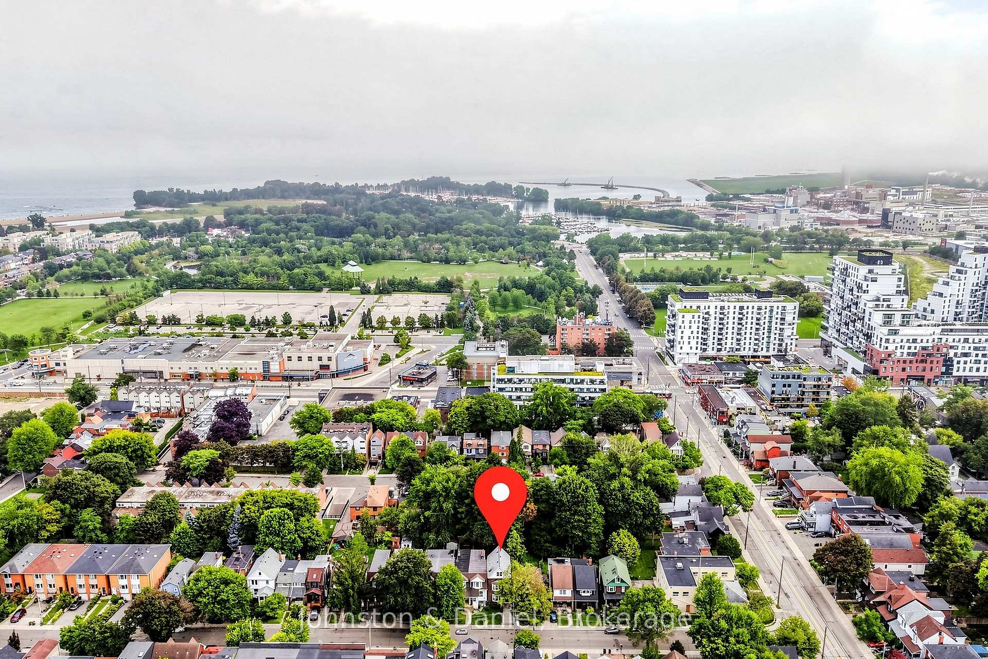Photo 47 of 11 Ashland Avenue, Toronto, Woodbine Corridor — HOMEH