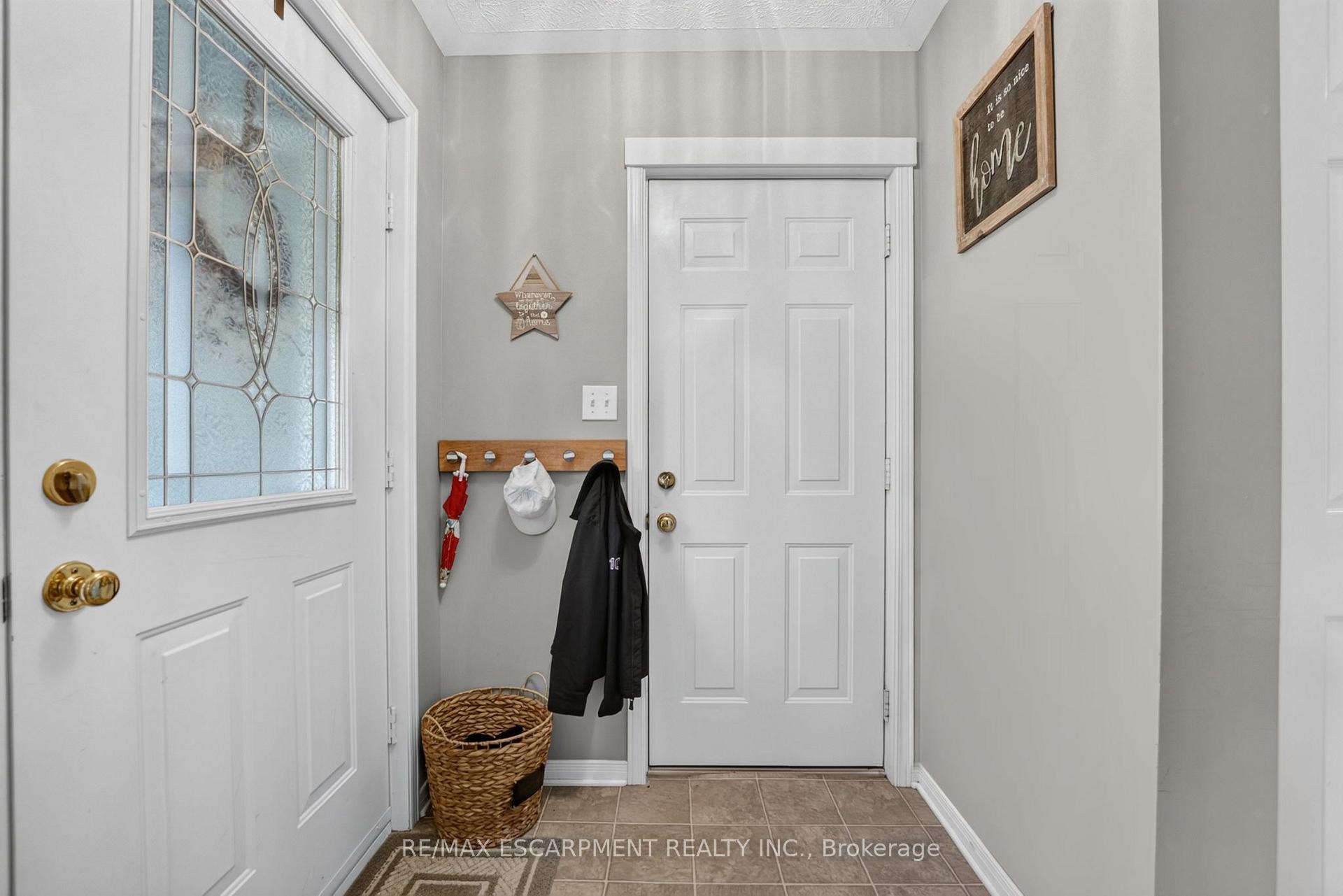 Photo 7 of 13 Barton Street, Haldimand — HOMEH