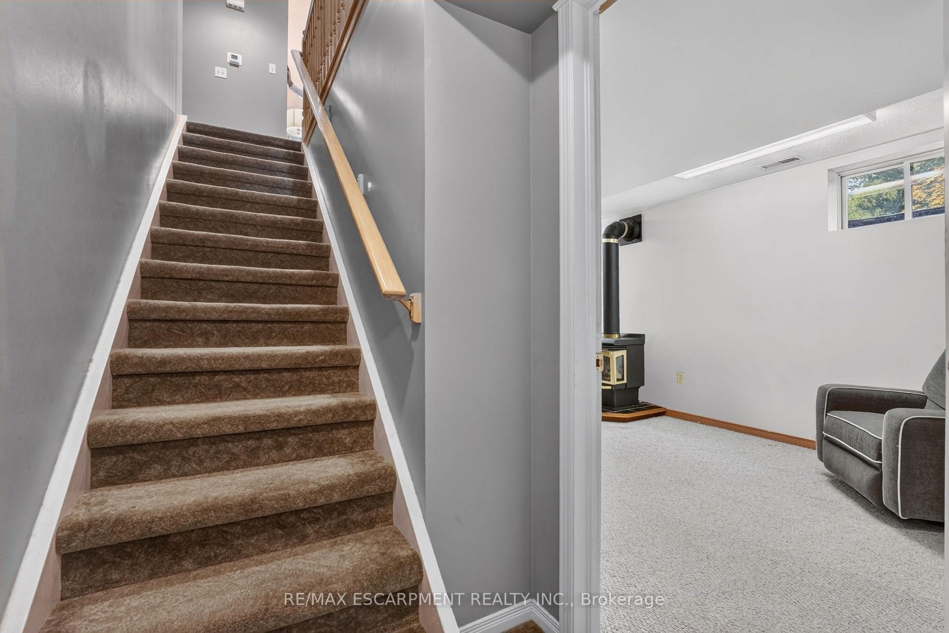 Photo 29 of 13 Barton Street, Haldimand — HOMEH
