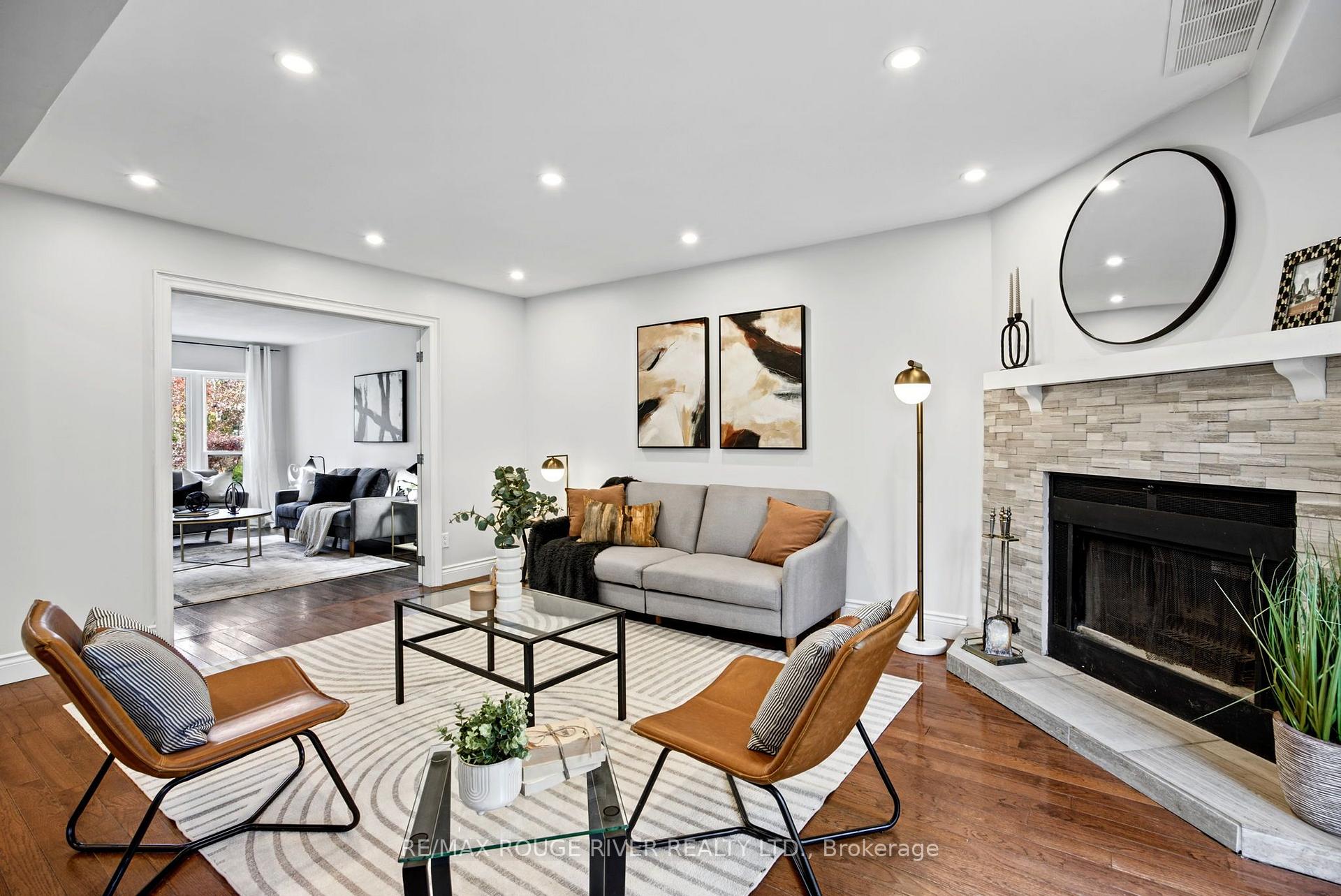 Photo 13 of 7 Greenview Court, Whitby, Blue Grass Meadows — HOMEH