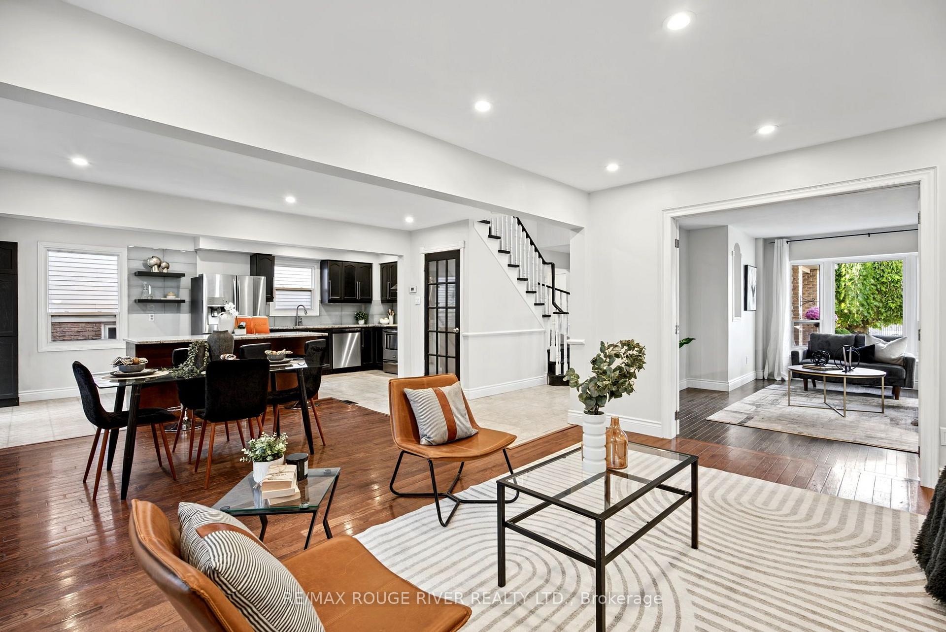 Photo 14 of 7 Greenview Court, Whitby, Blue Grass Meadows — HOMEH