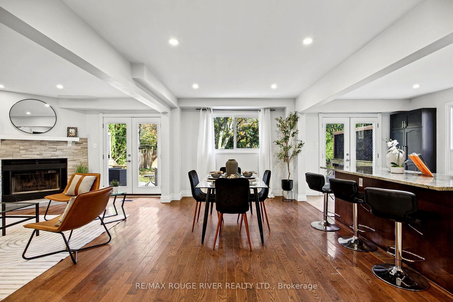 Photo 15 of 7 Greenview Court, Whitby, Blue Grass Meadows — HOMEH
