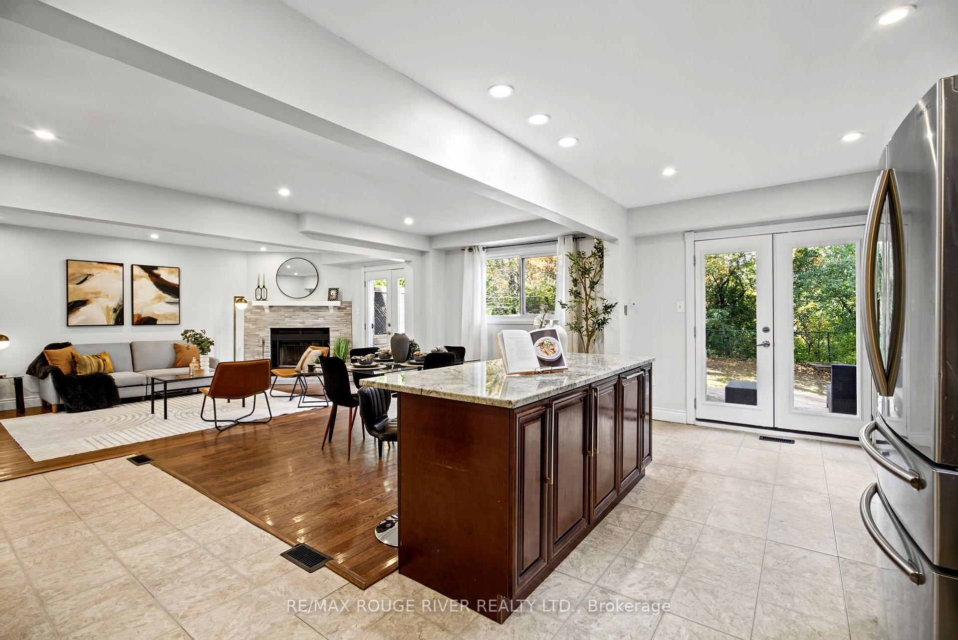 Photo 21 of 7 Greenview Court, Whitby, Blue Grass Meadows — HOMEH