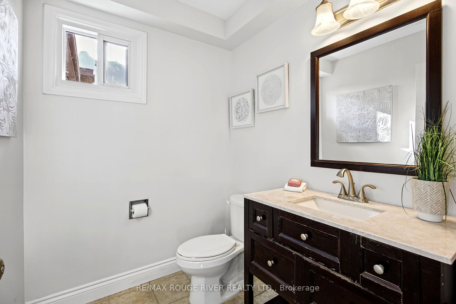 Photo 23 of 7 Greenview Court, Whitby, Blue Grass Meadows — HOMEH