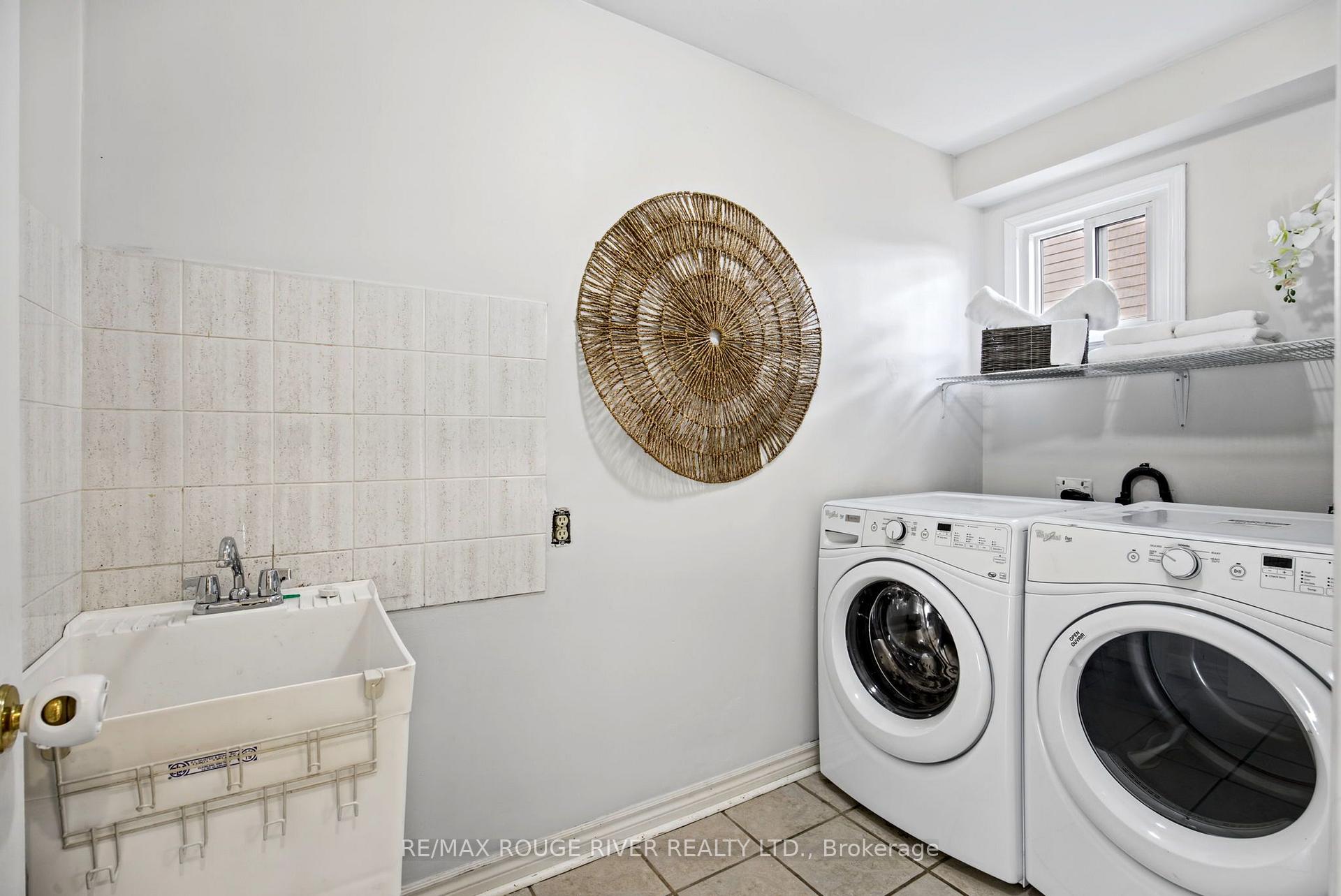 Photo 24 of 7 Greenview Court, Whitby, Blue Grass Meadows — HOMEH