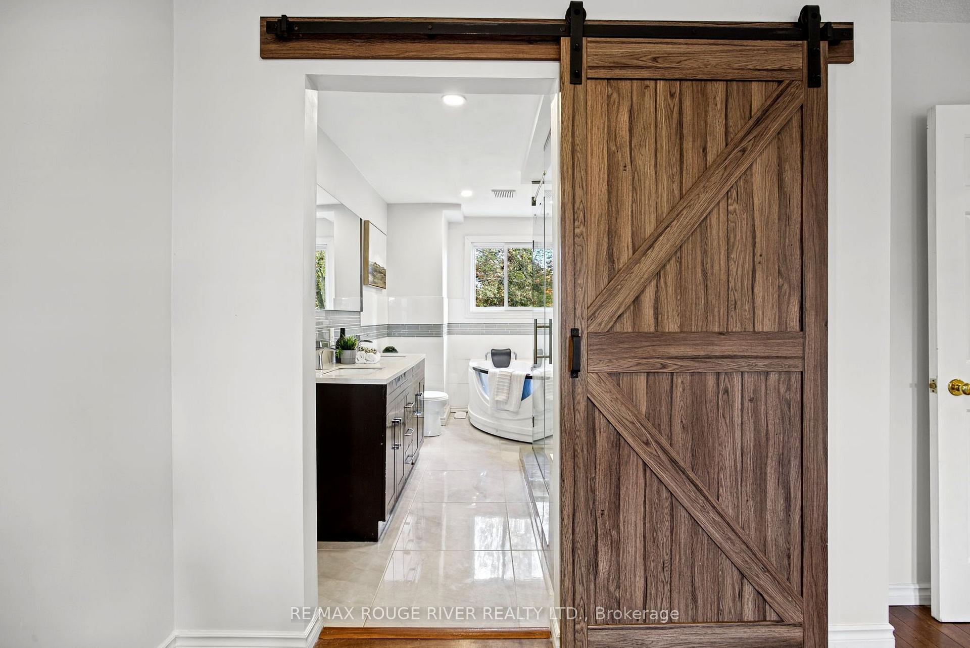 Photo 32 of 7 Greenview Court, Whitby, Blue Grass Meadows — HOMEH