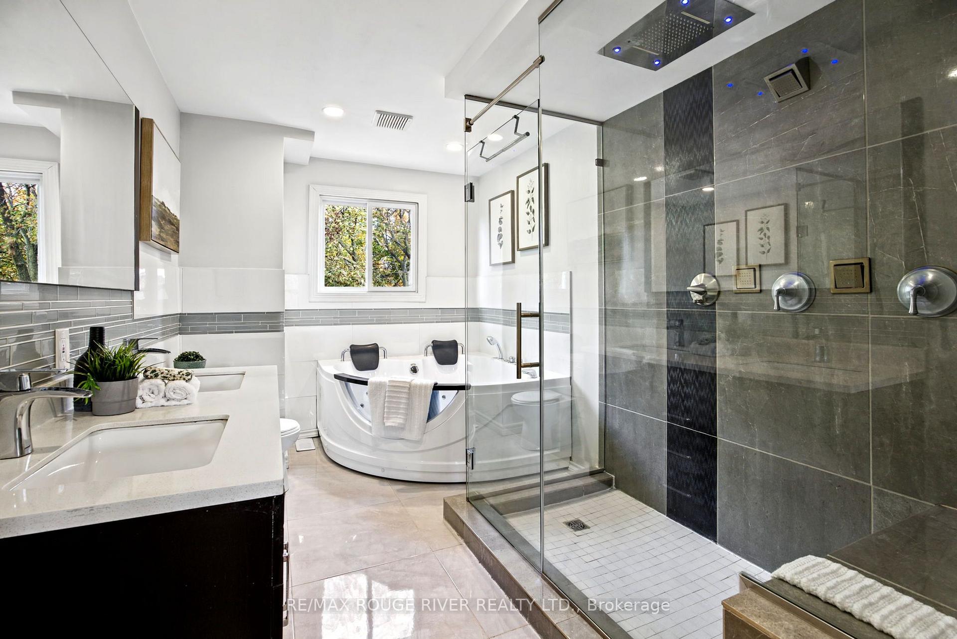 Photo 34 of 7 Greenview Court, Whitby, Blue Grass Meadows — HOMEH