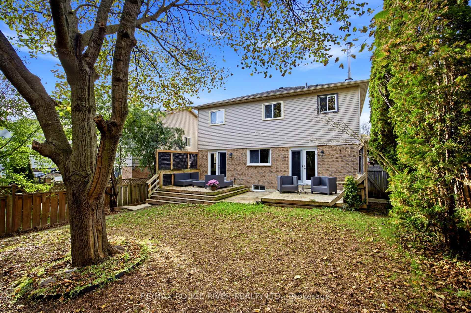 Photo 48 of 7 Greenview Court, Whitby, Blue Grass Meadows — HOMEH