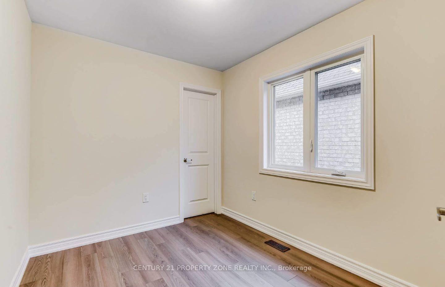 Photo 8 of Unit Upper, 62 Crumlin Crescent, Brampton, Credit Valley — HOMEH