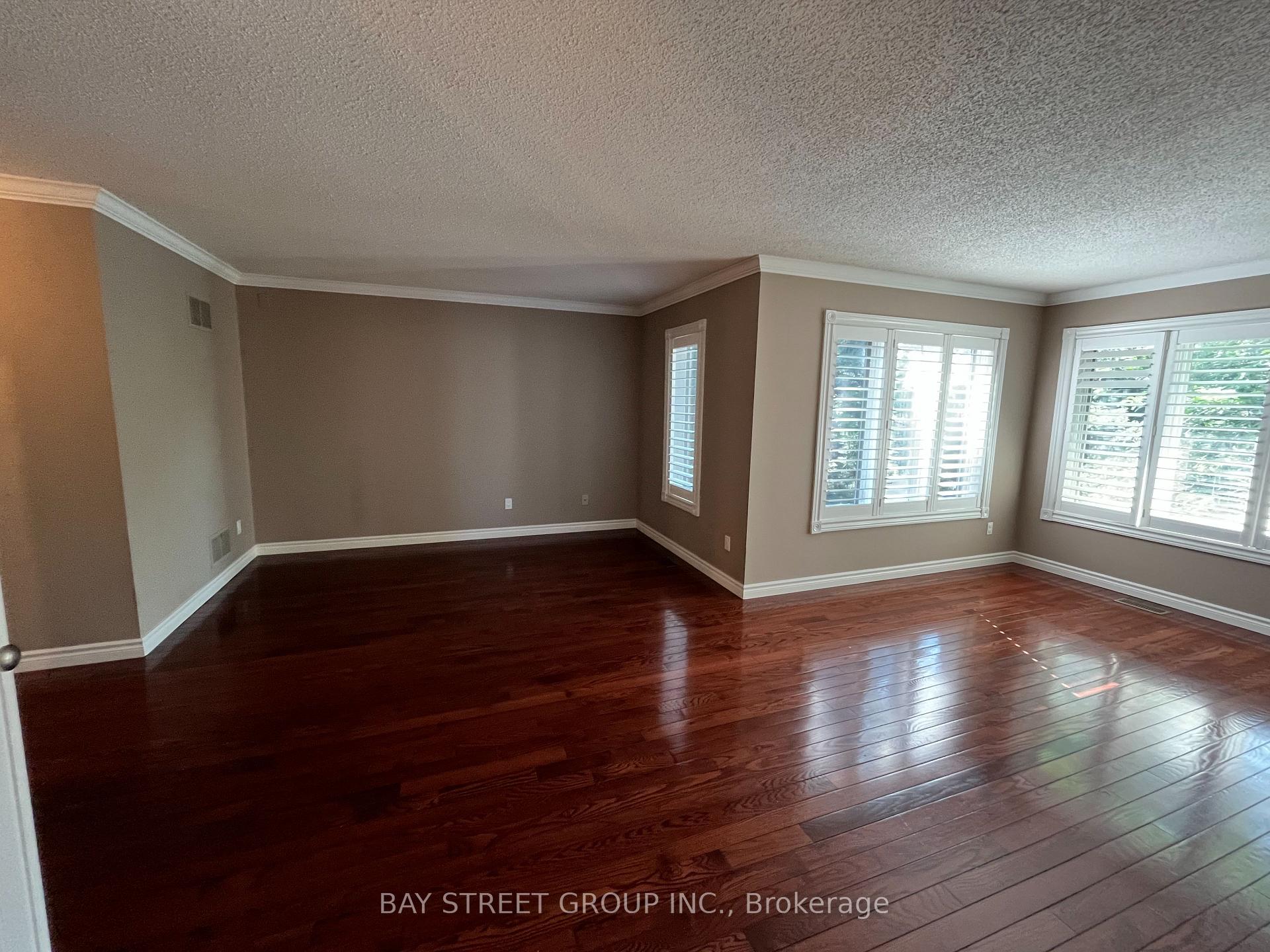 Photo 19 of 1035 Masters Green, Oakville, Glen Abbey — HOMEH