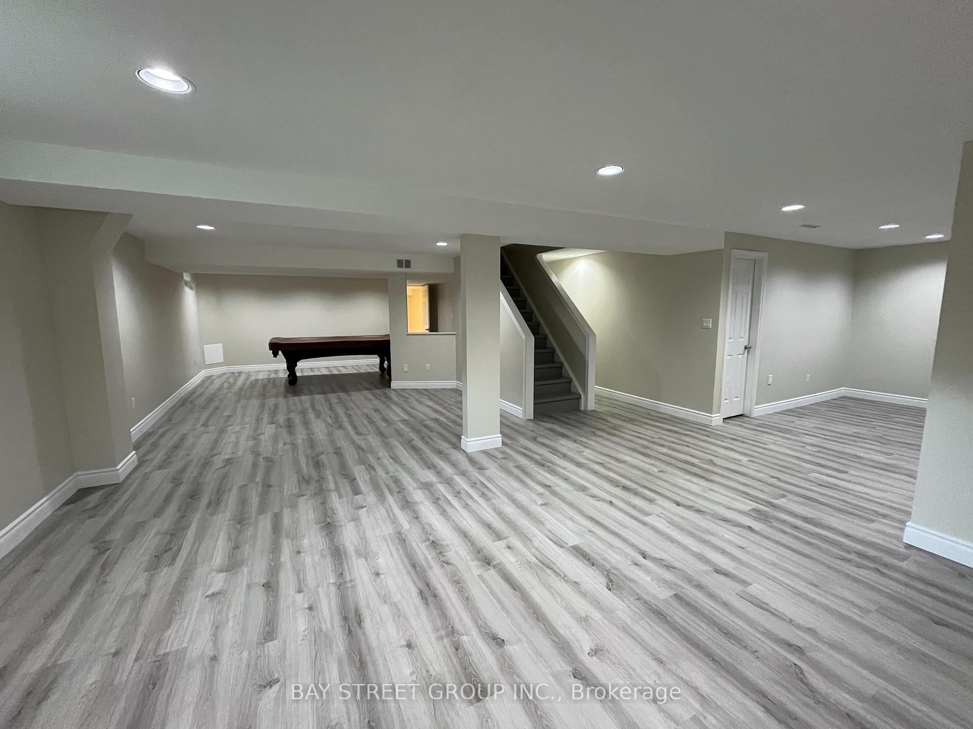 Photo 33 of 1035 Masters Green, Oakville, Glen Abbey — HOMEH