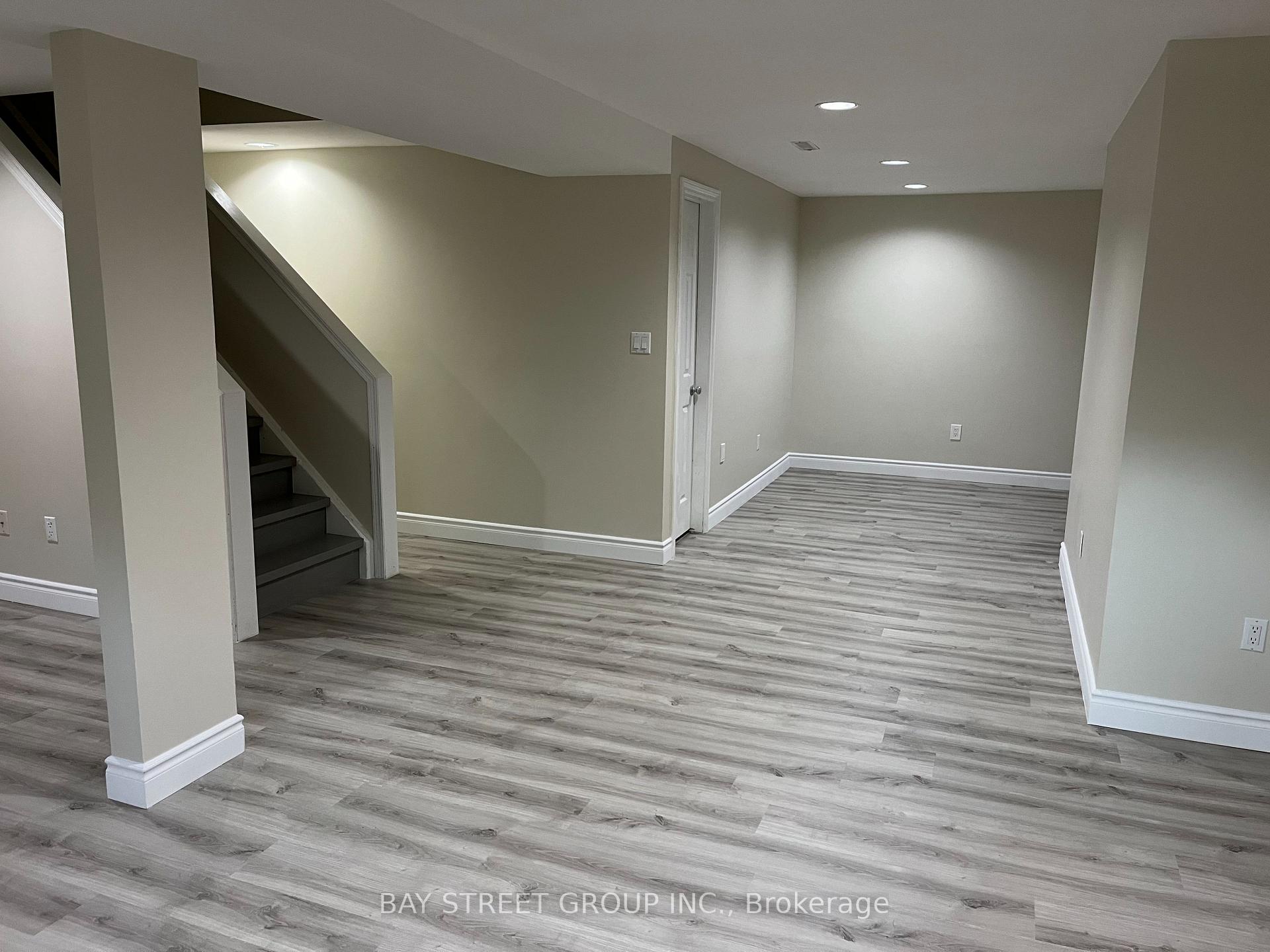 Photo 34 of 1035 Masters Green, Oakville, Glen Abbey — HOMEH