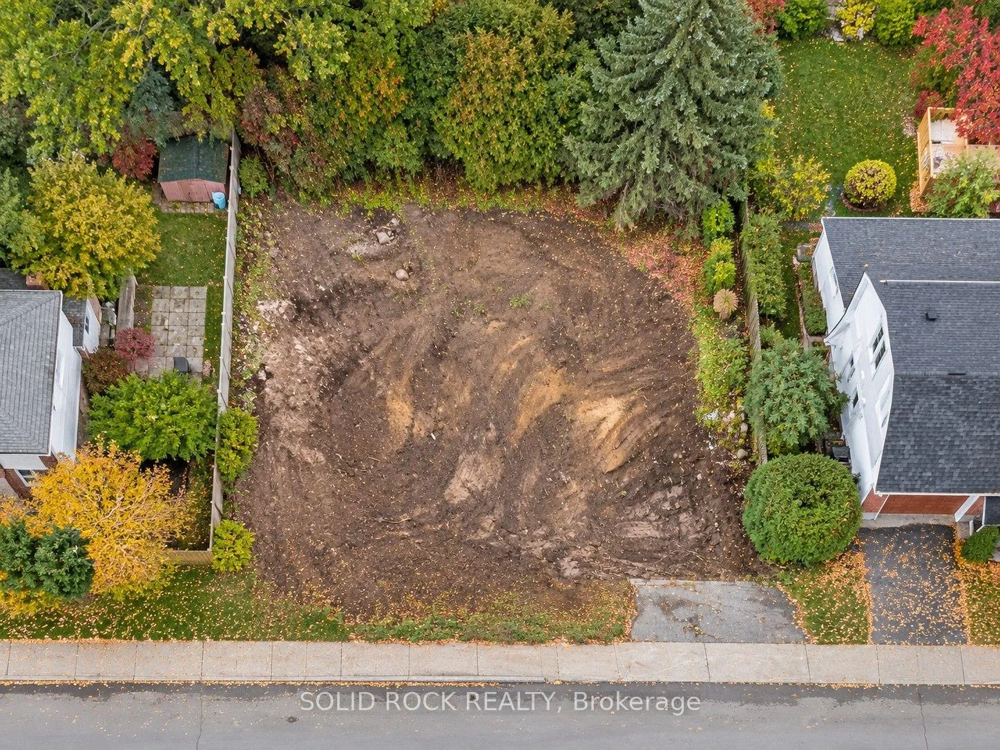 Photo 15 of 665 Broadview Avenue, Ottawa, Laurentianview — HOMEH