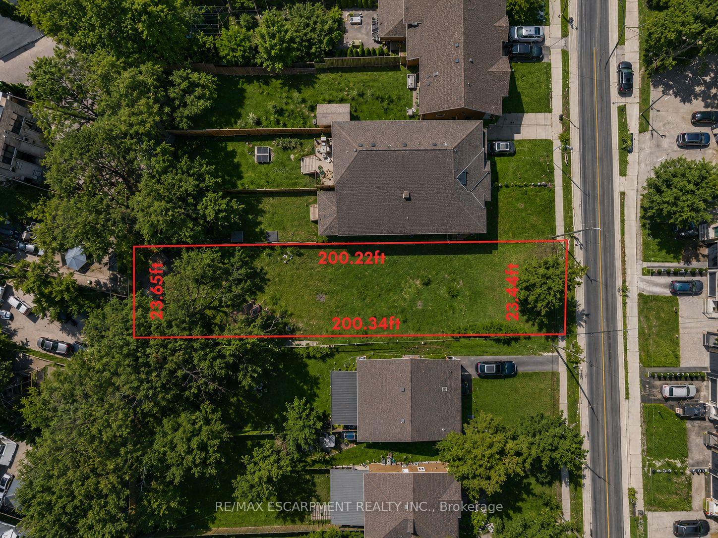 Photo 3 of 19A Broadview Avenue, Mississauga, Port Credit — HOMEH