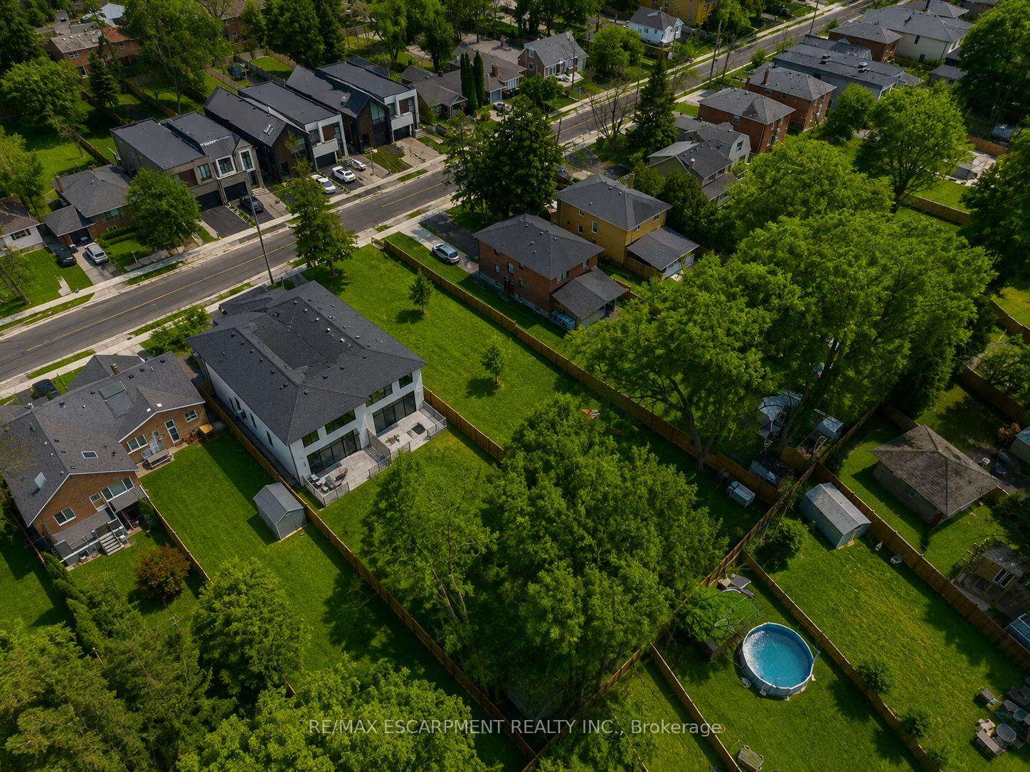 Photo 12 of 19A Broadview Avenue, Mississauga, Port Credit — HOMEH