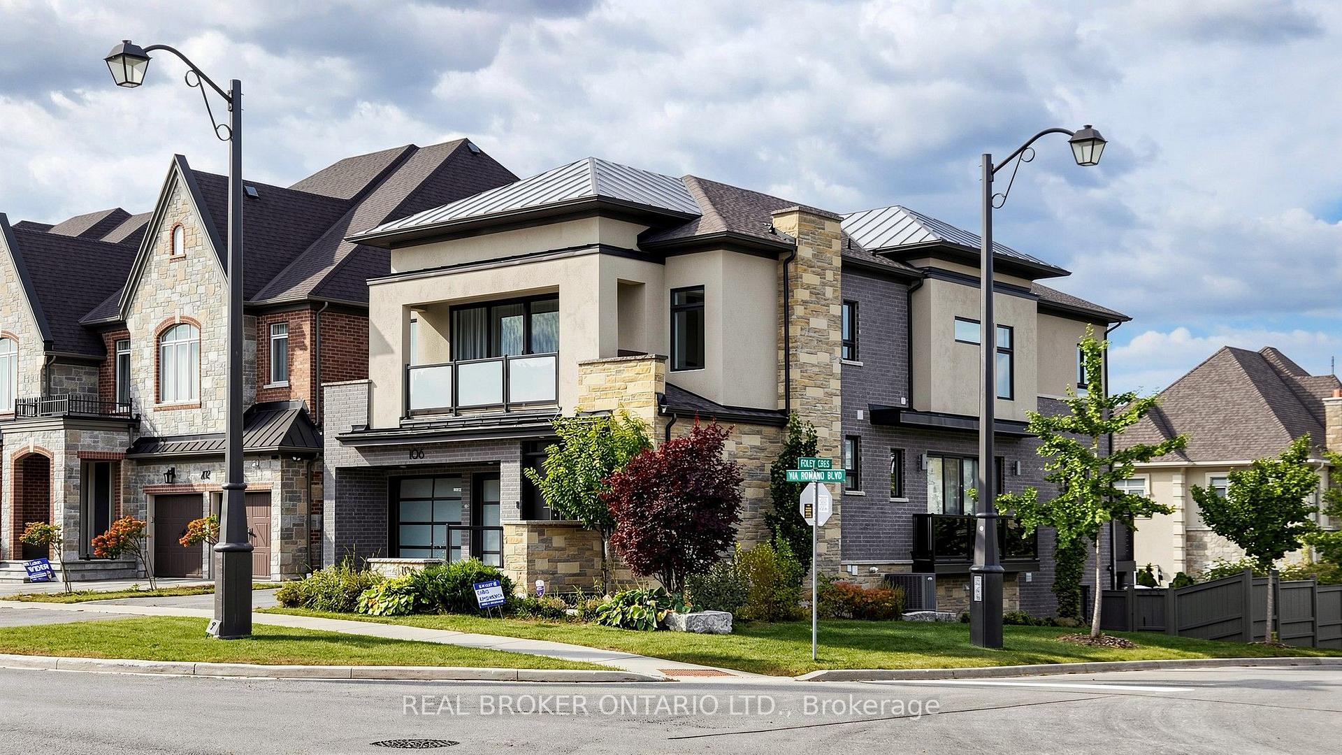 Photo 3 of 106 Via Romano Boulevard, Vaughan, Patterson — HOMEH