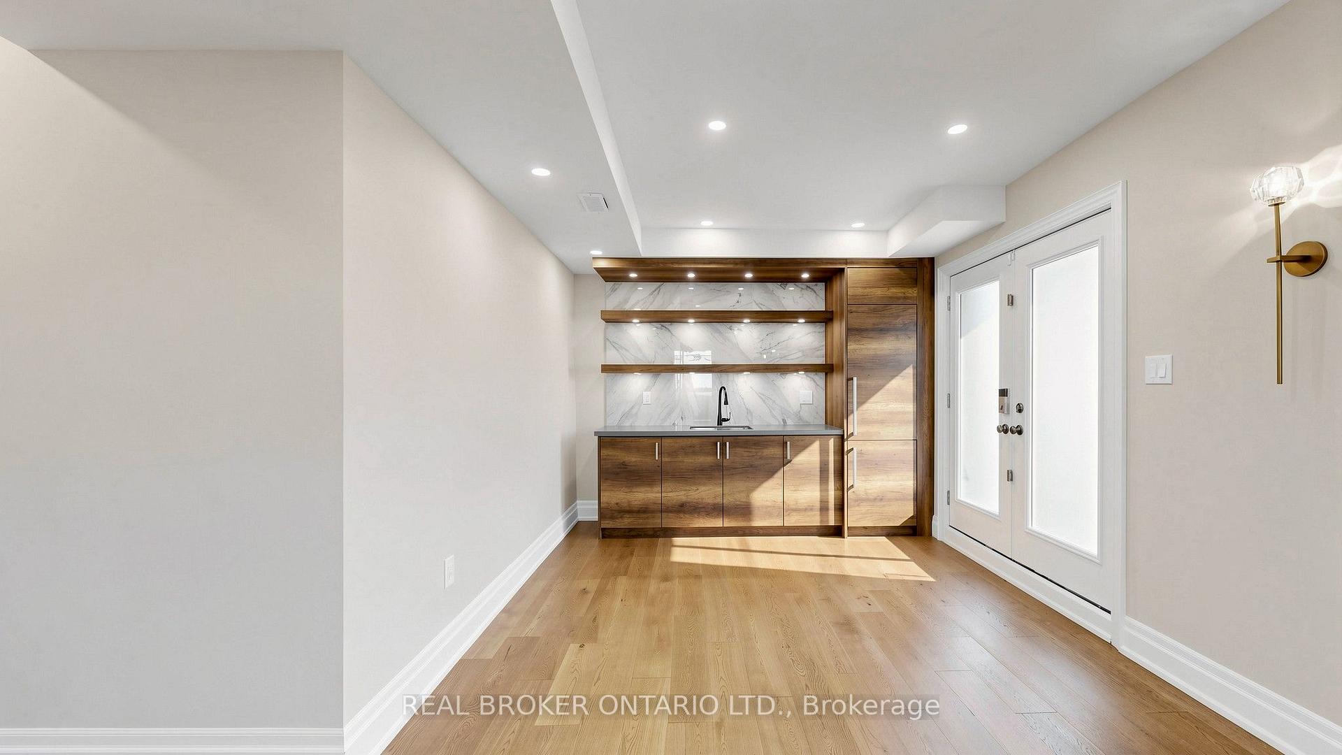 Photo 26 of 106 Via Romano Boulevard, Vaughan, Patterson — HOMEH