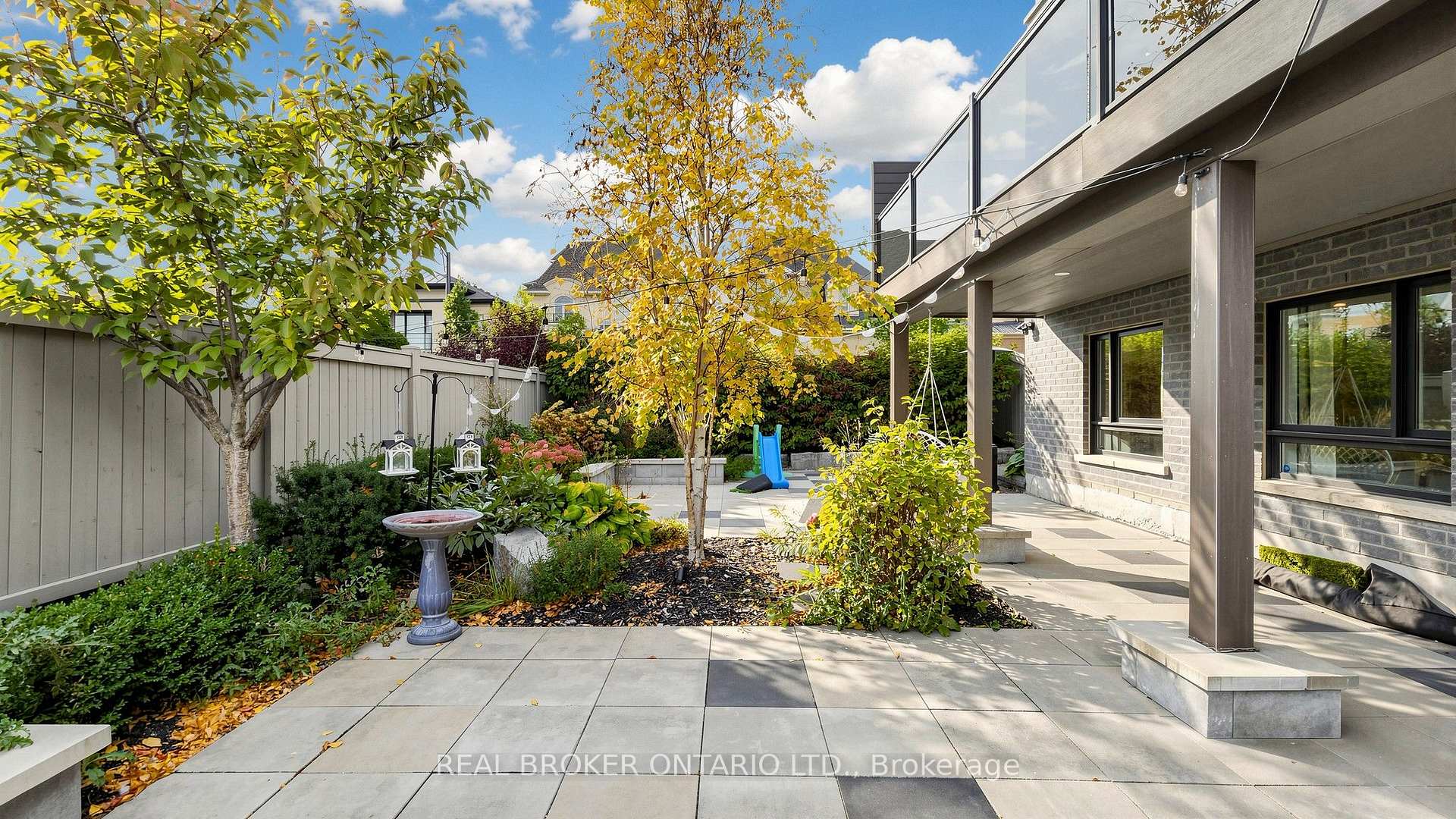 Photo 34 of 106 Via Romano Boulevard, Vaughan, Patterson — HOMEH