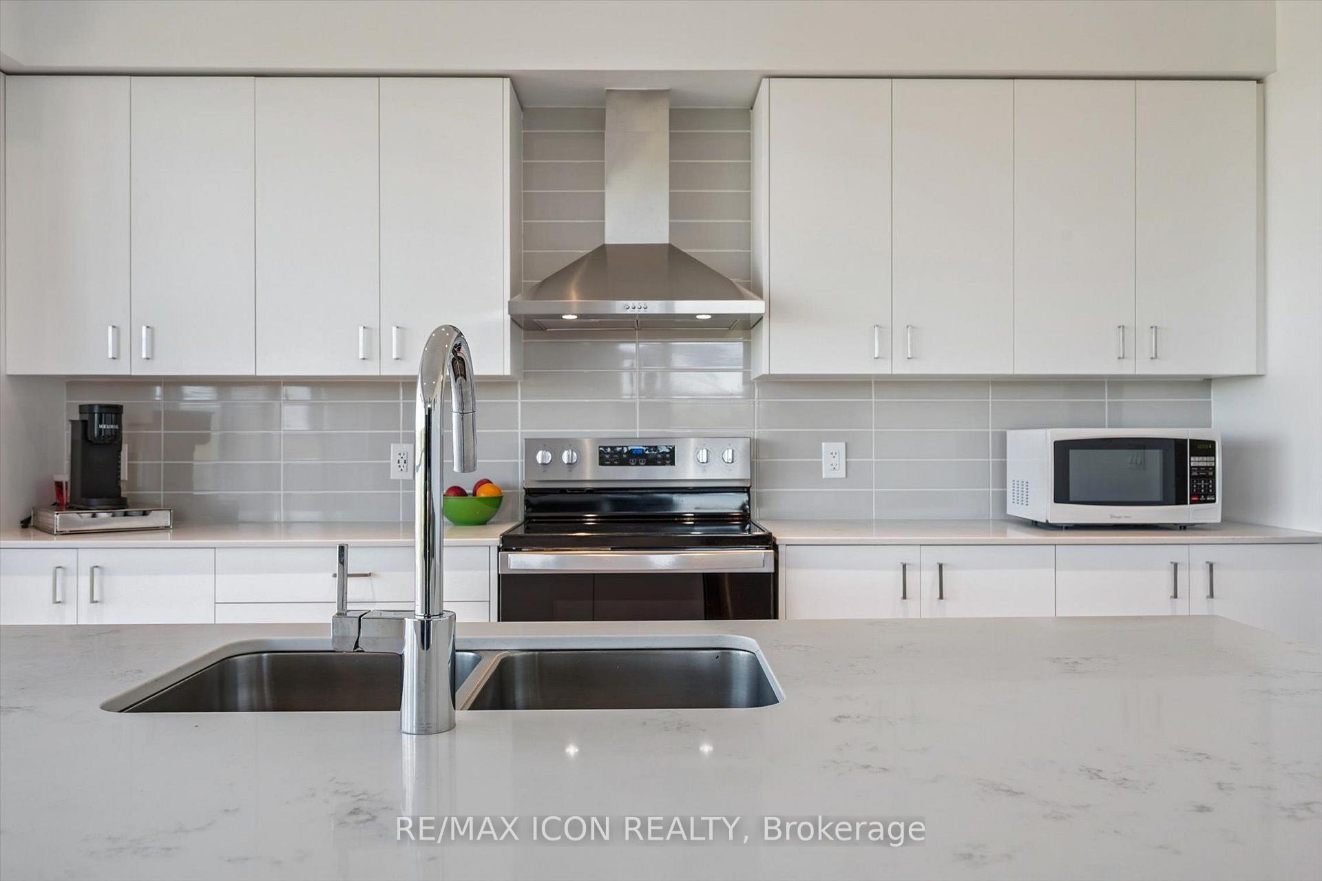 Photo 10 of Unit 902, 15 Glebe Street, Cambridge, St. Andrews Estates — HOMEH