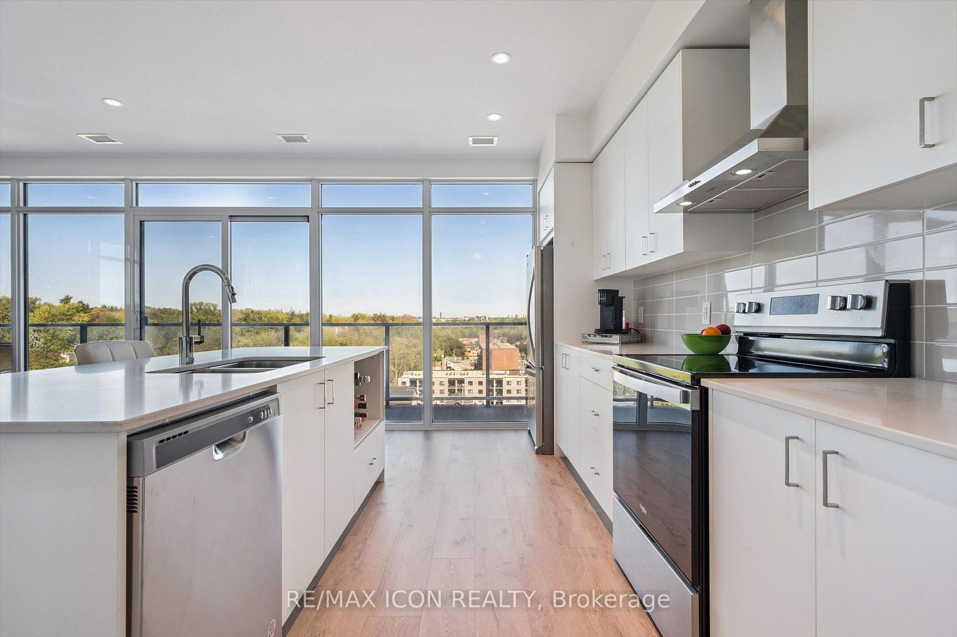 Photo 11 of Unit 902, 15 Glebe Street, Cambridge, St. Andrews Estates — HOMEH