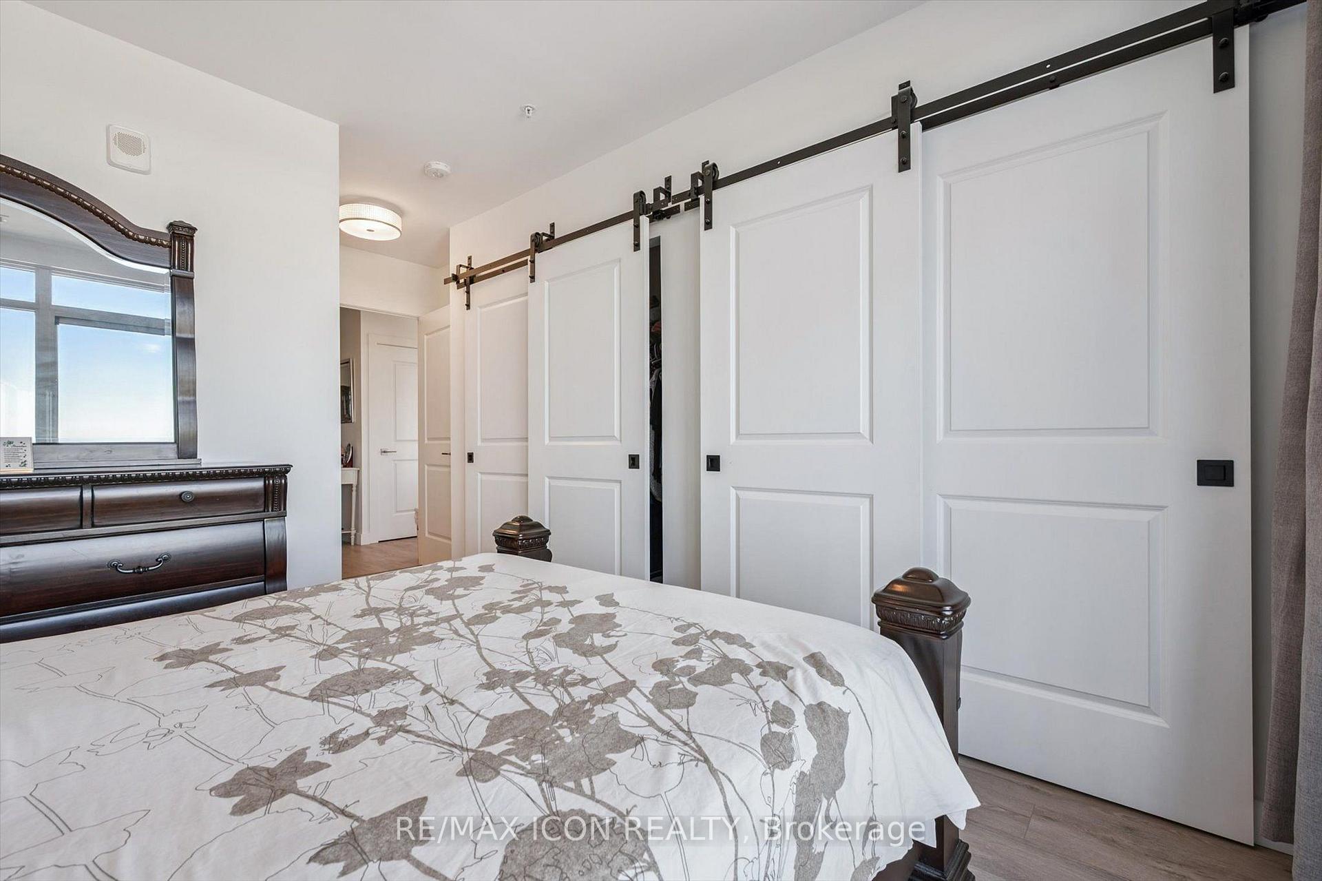 Photo 15 of Unit 902, 15 Glebe Street, Cambridge, St. Andrews Estates — HOMEH