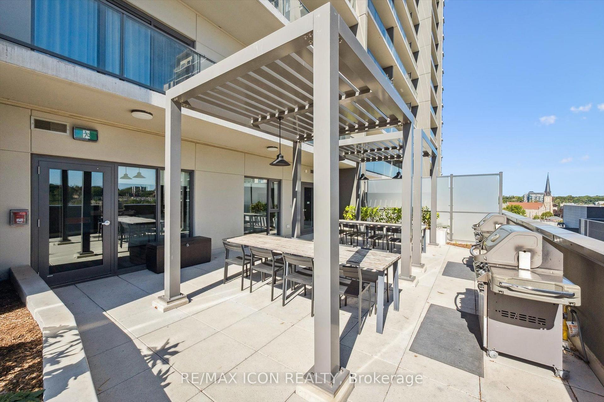 Photo 24 of Unit 902, 15 Glebe Street, Cambridge, St. Andrews Estates — HOMEH