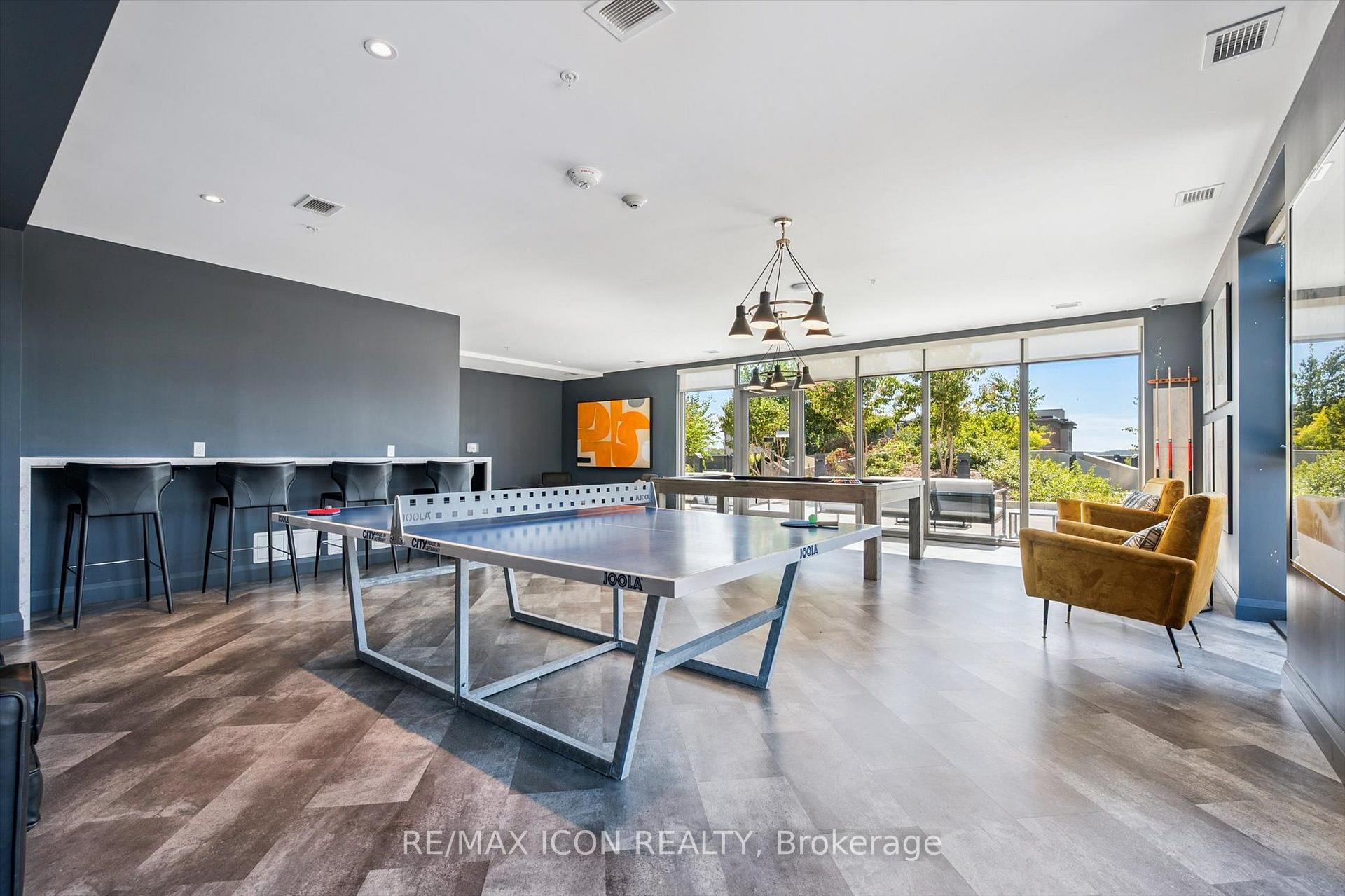 Photo 26 of Unit 902, 15 Glebe Street, Cambridge, St. Andrews Estates — HOMEH