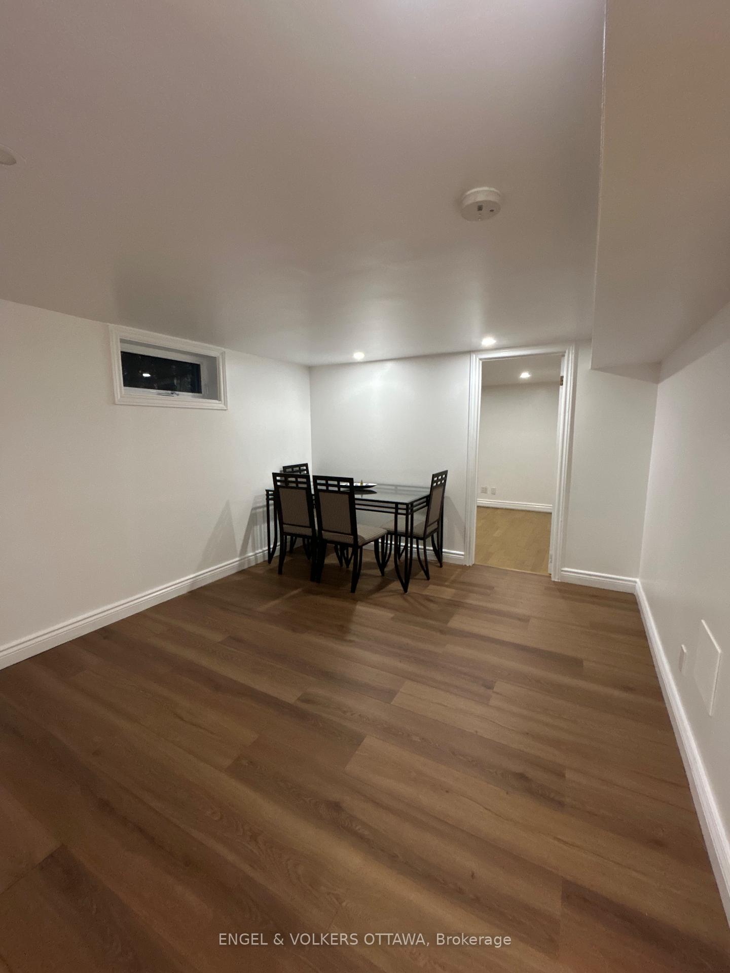 Photo 11 of Unit 2, 704 Ellen Avenue, Ottawa, Elmvale Acres — HOMEH