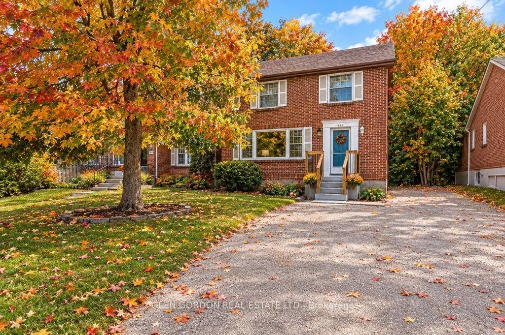 Photo of 595 Victoria Street