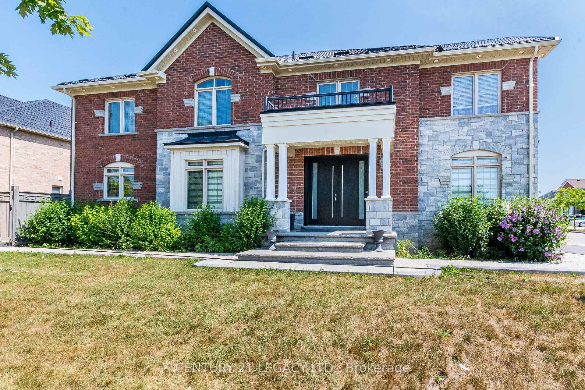 Photo 1 of 11 Drummondville Drive, Brampton, Bram East — HOMEH