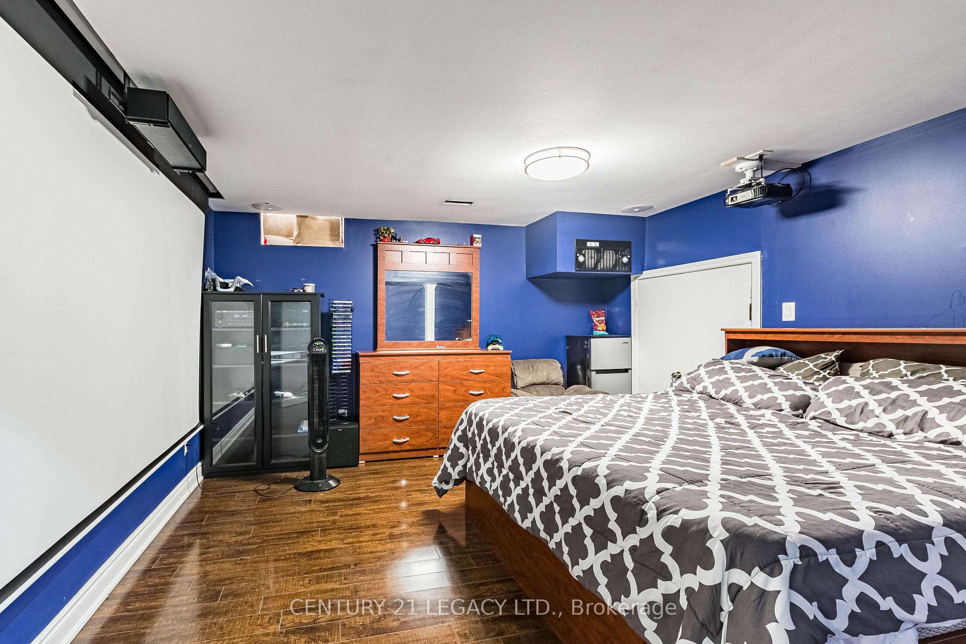 Photo 25 of 11 Drummondville Drive, Brampton, Bram East — HOMEH