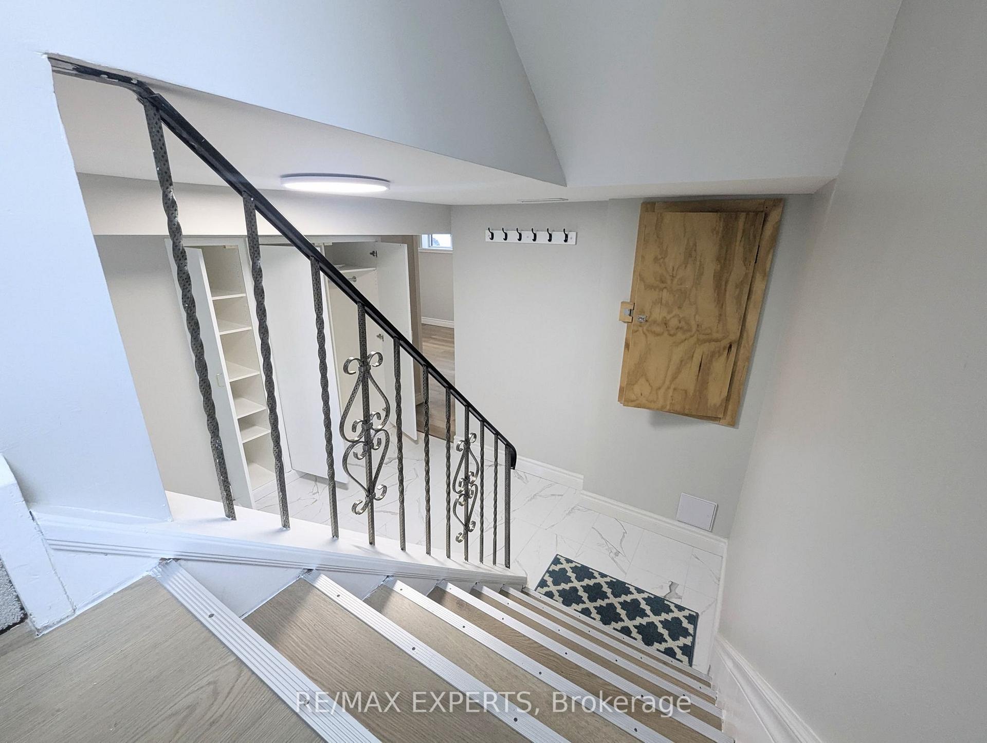 Photo 4 of Unit LOWER, 42 Mossbank Drive, Scarborough, Woburn — HOMEH