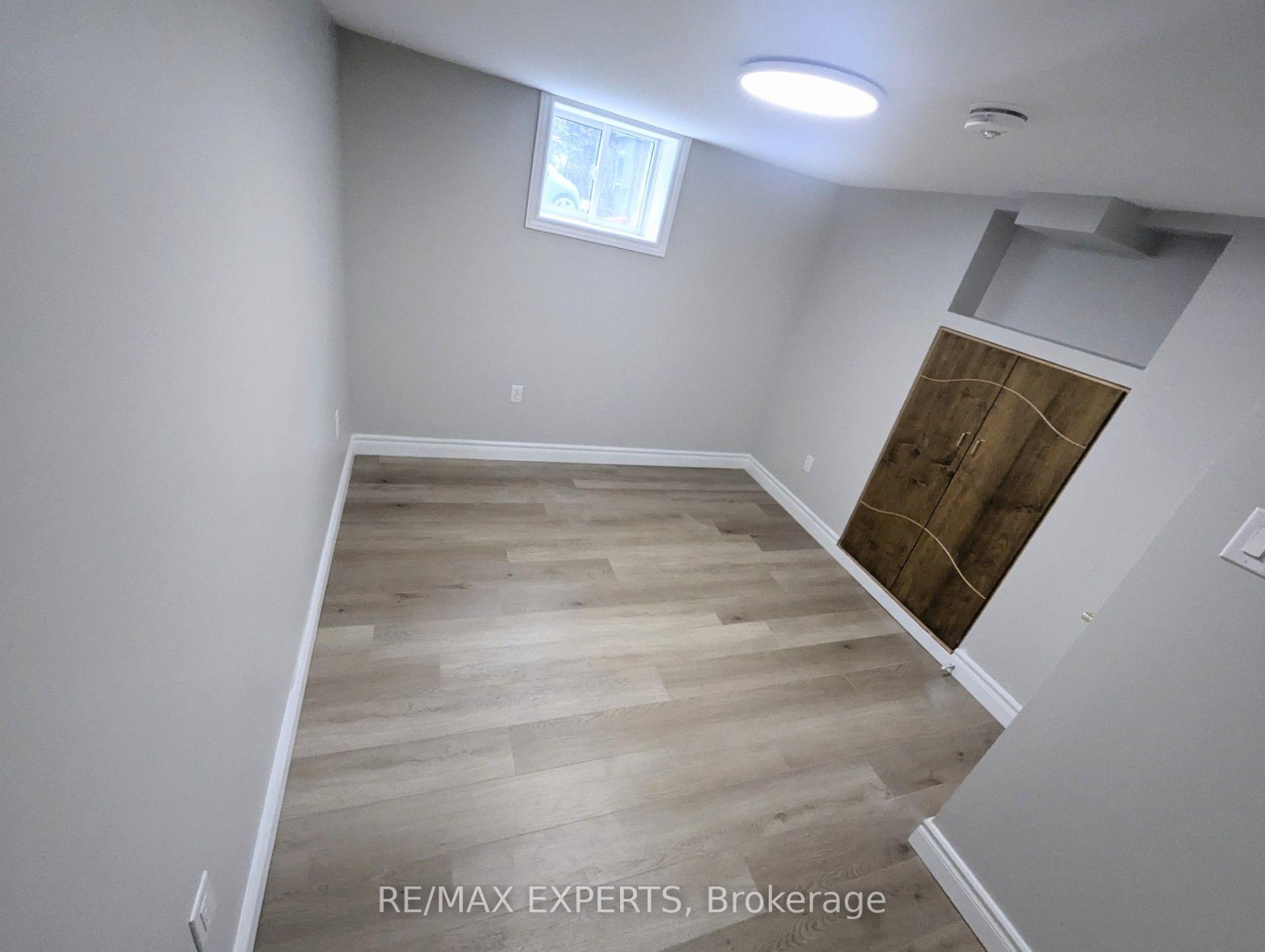 Photo 8 of Unit LOWER, 42 Mossbank Drive, Scarborough, Woburn — HOMEH