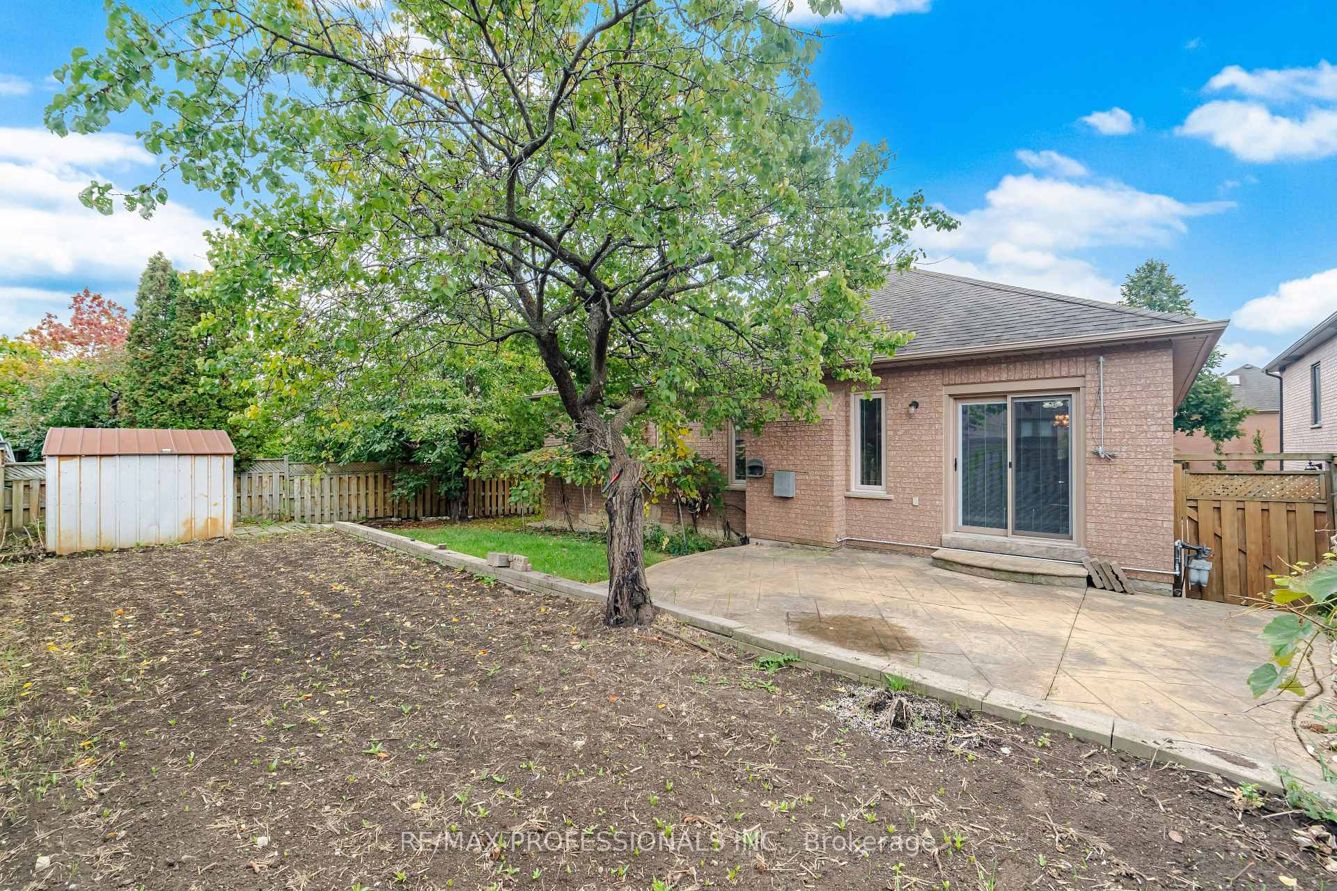 Photo 44 of 8 Piper Court, Vaughan, Maple — HOMEH