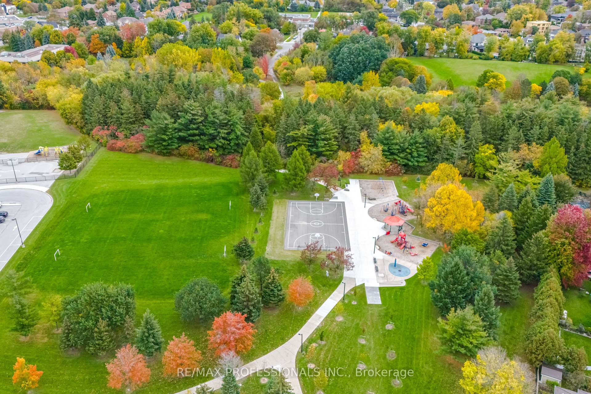 Photo 47 of 8 Piper Court, Vaughan, Maple — HOMEH