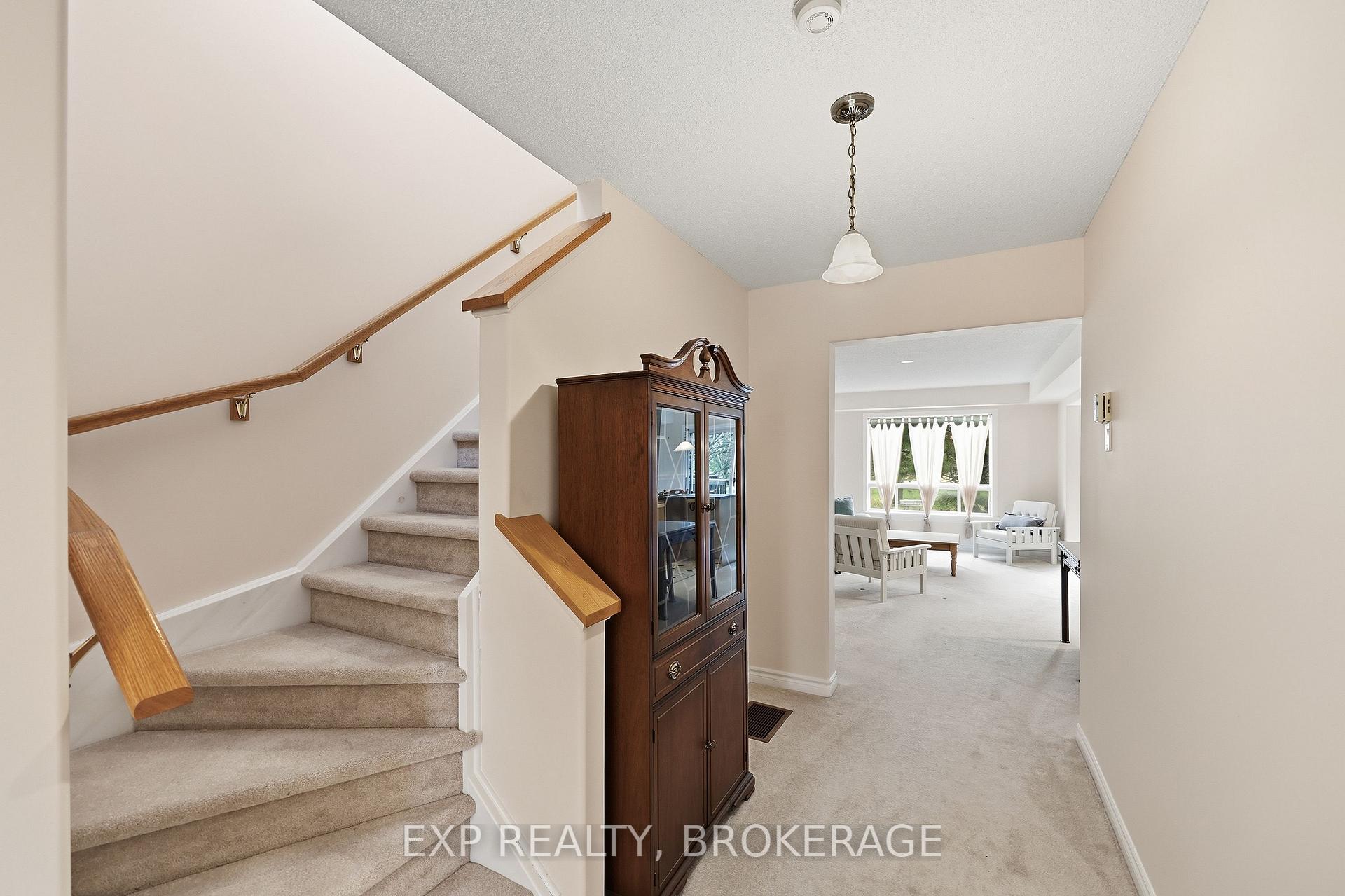 Photo 15 of 702 Maclean Court, Kingston, Kingston East (Incl Barret Crt) — HOMEH