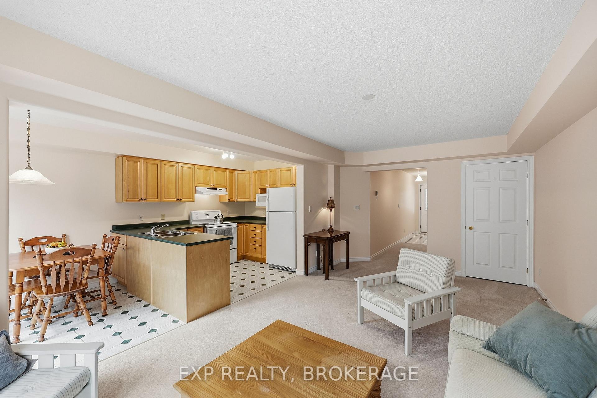 Photo 23 of 702 Maclean Court, Kingston, Kingston East (Incl Barret Crt) — HOMEH
