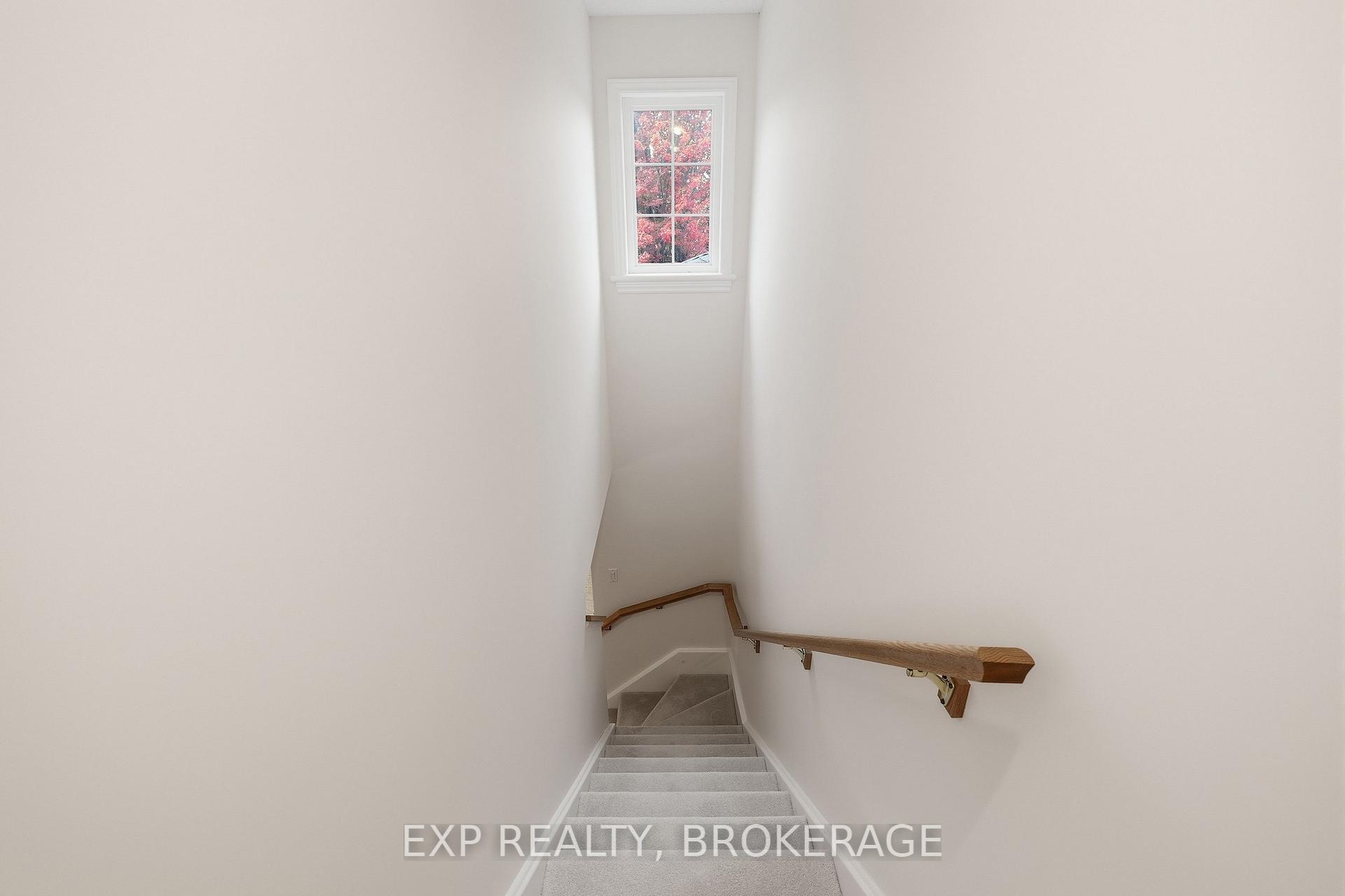 Photo 37 of 702 Maclean Court, Kingston, Kingston East (Incl Barret Crt) — HOMEH