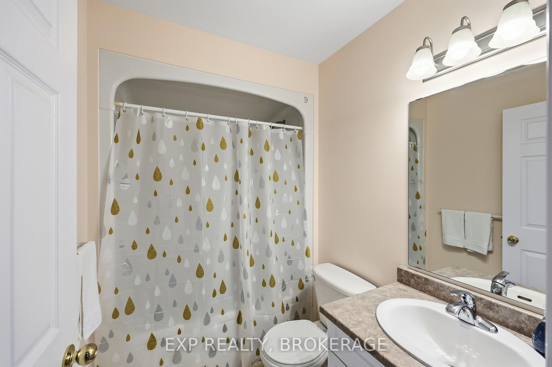Photo 49 of 702 Maclean Court, Kingston, Kingston East (Incl Barret Crt) — HOMEH
