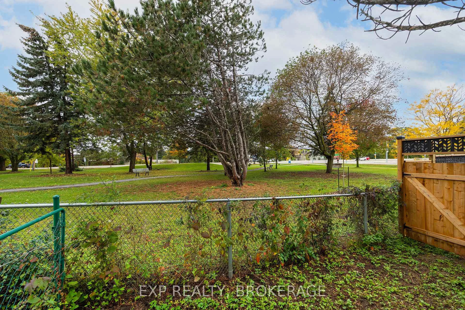 Photo 13 of 702 Maclean Court, Kingston, Kingston East (Incl Barret Crt) — HOMEH