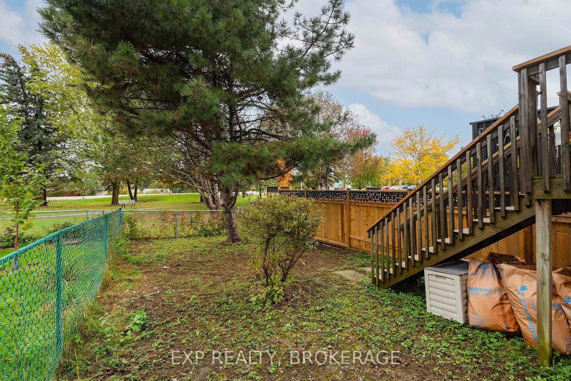 Photo 18 of 702 Maclean Court, Kingston, Kingston East (Incl Barret Crt) — HOMEH
