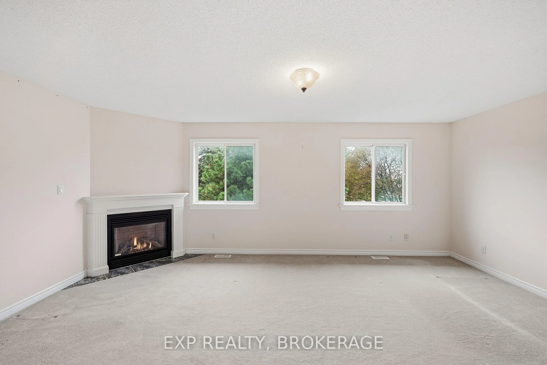 Photo 48 of 702 Maclean Court, Kingston, Kingston East (Incl Barret Crt) — HOMEH