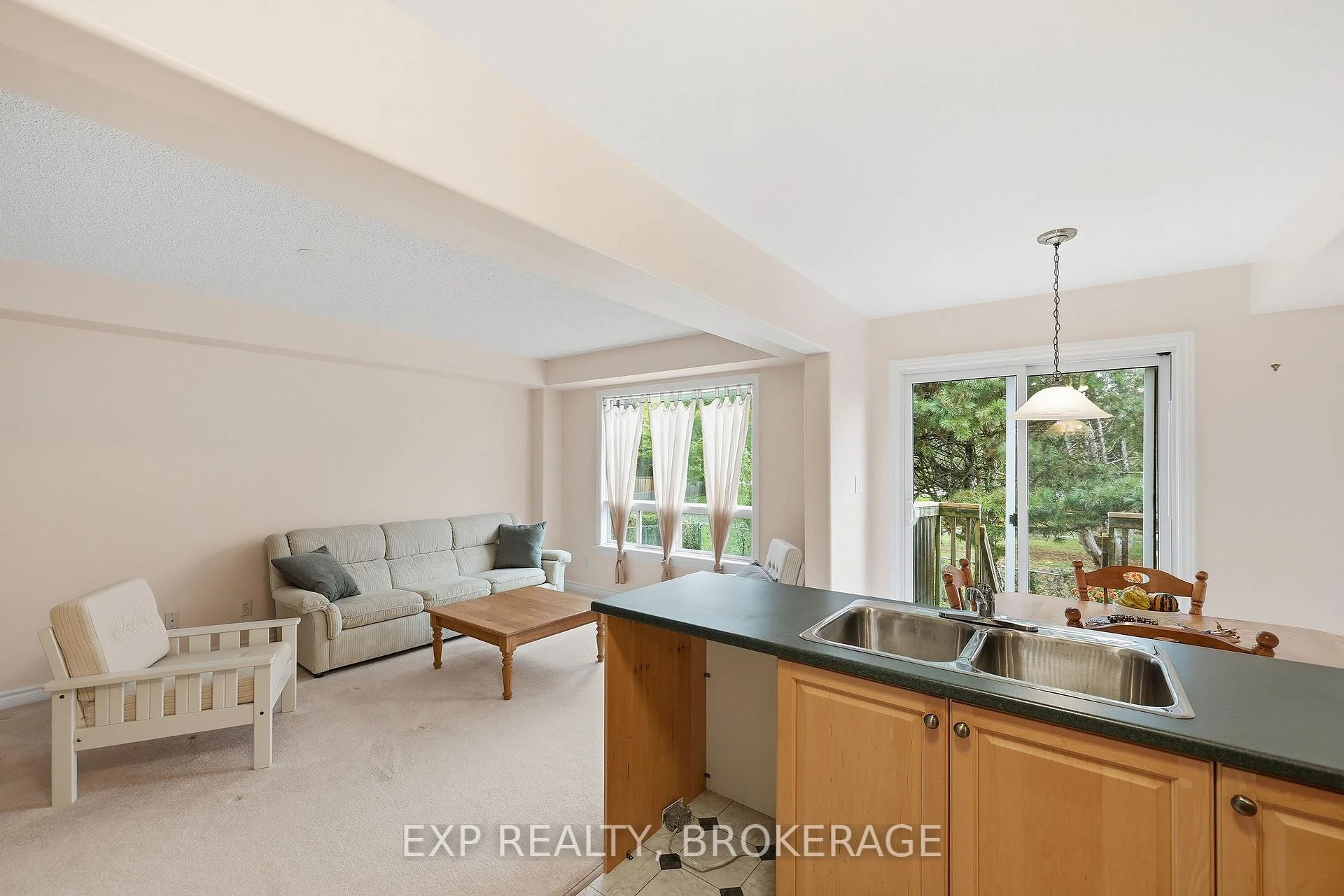 Photo 60 of 702 Maclean Court, Kingston, Kingston East (Incl Barret Crt) — HOMEH