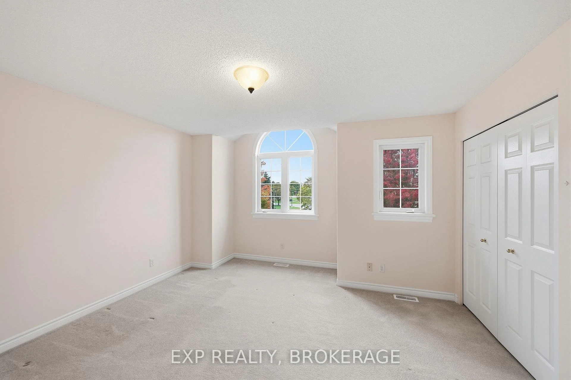 Photo 67 of 702 Maclean Court, Kingston, Kingston East (Incl Barret Crt) — HOMEH