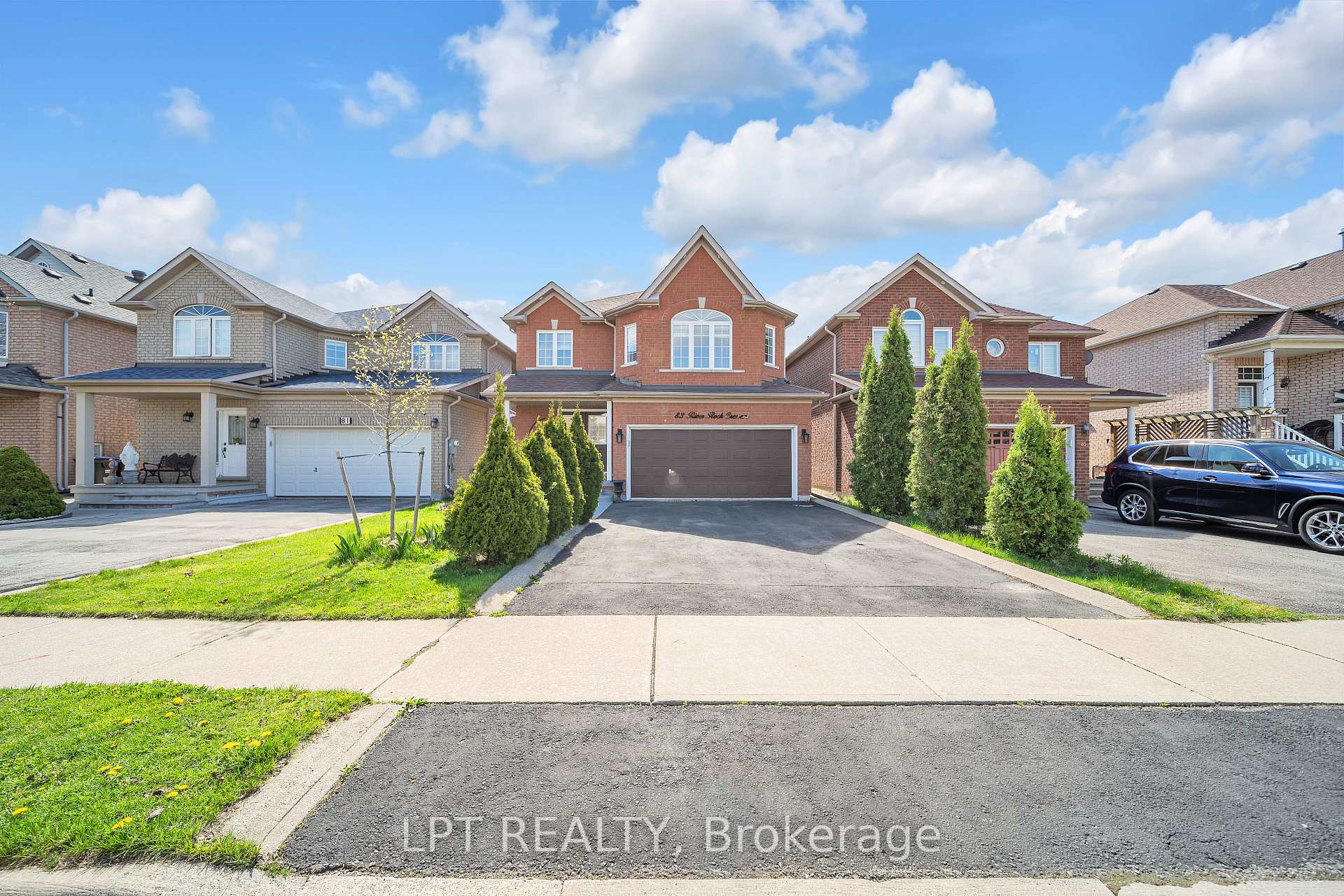 Photo 2 of 83 River Rock Crescent, Brampton, Fletcher's Meadow — HOMEH