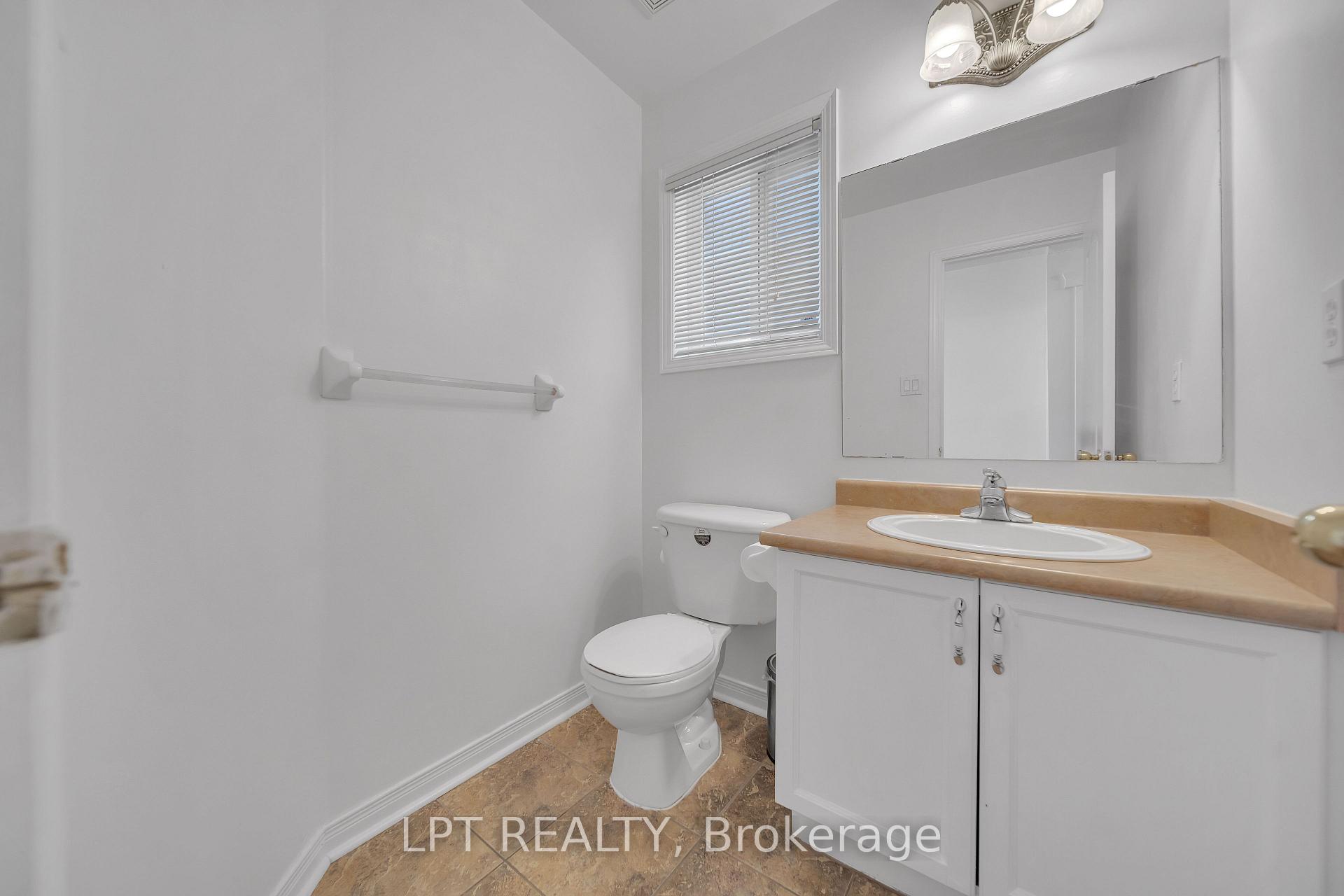 Photo 9 of 83 River Rock Crescent, Brampton, Fletcher's Meadow — HOMEH